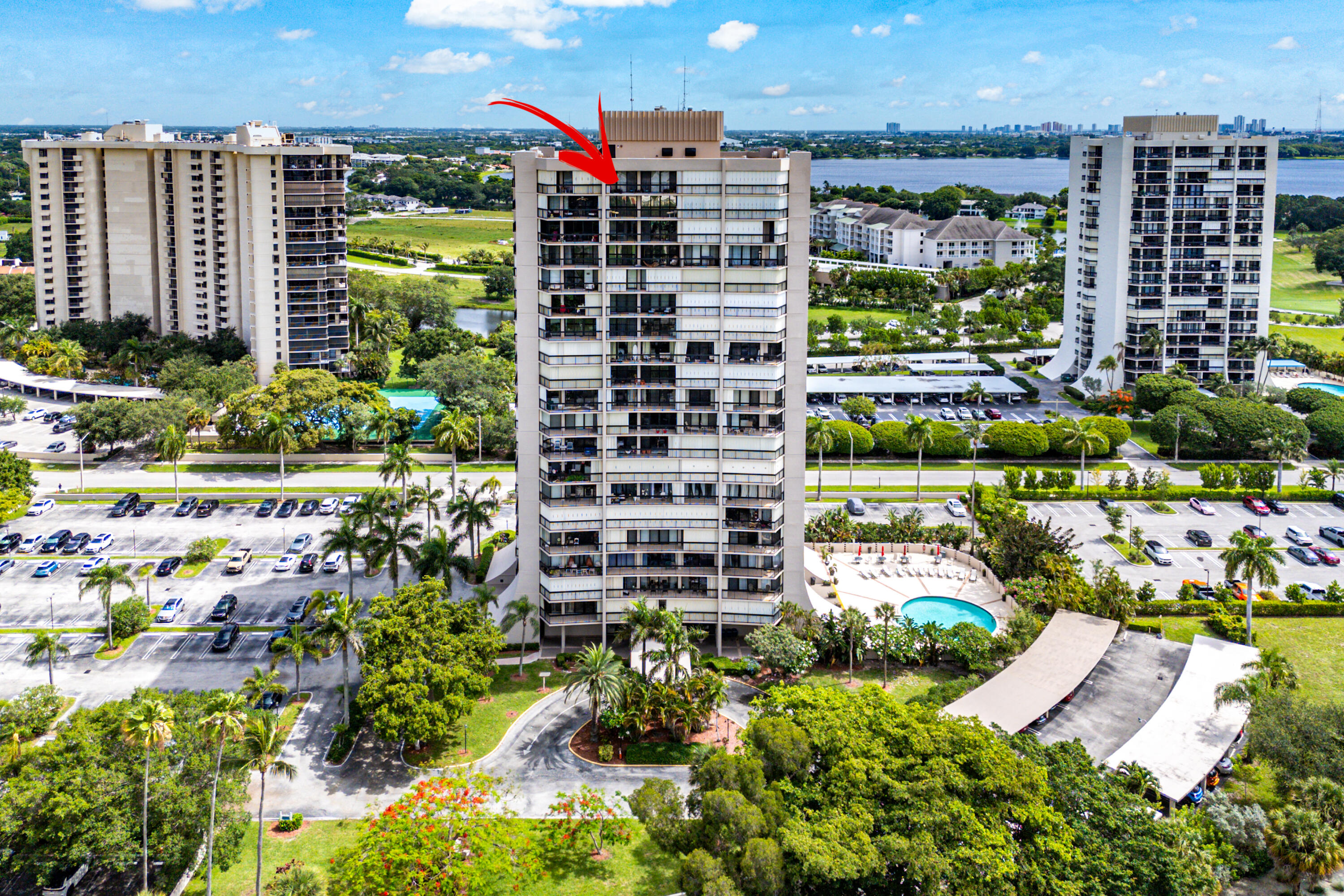 LANDS OF THE PRESIDENT CONDO 7 - Residential