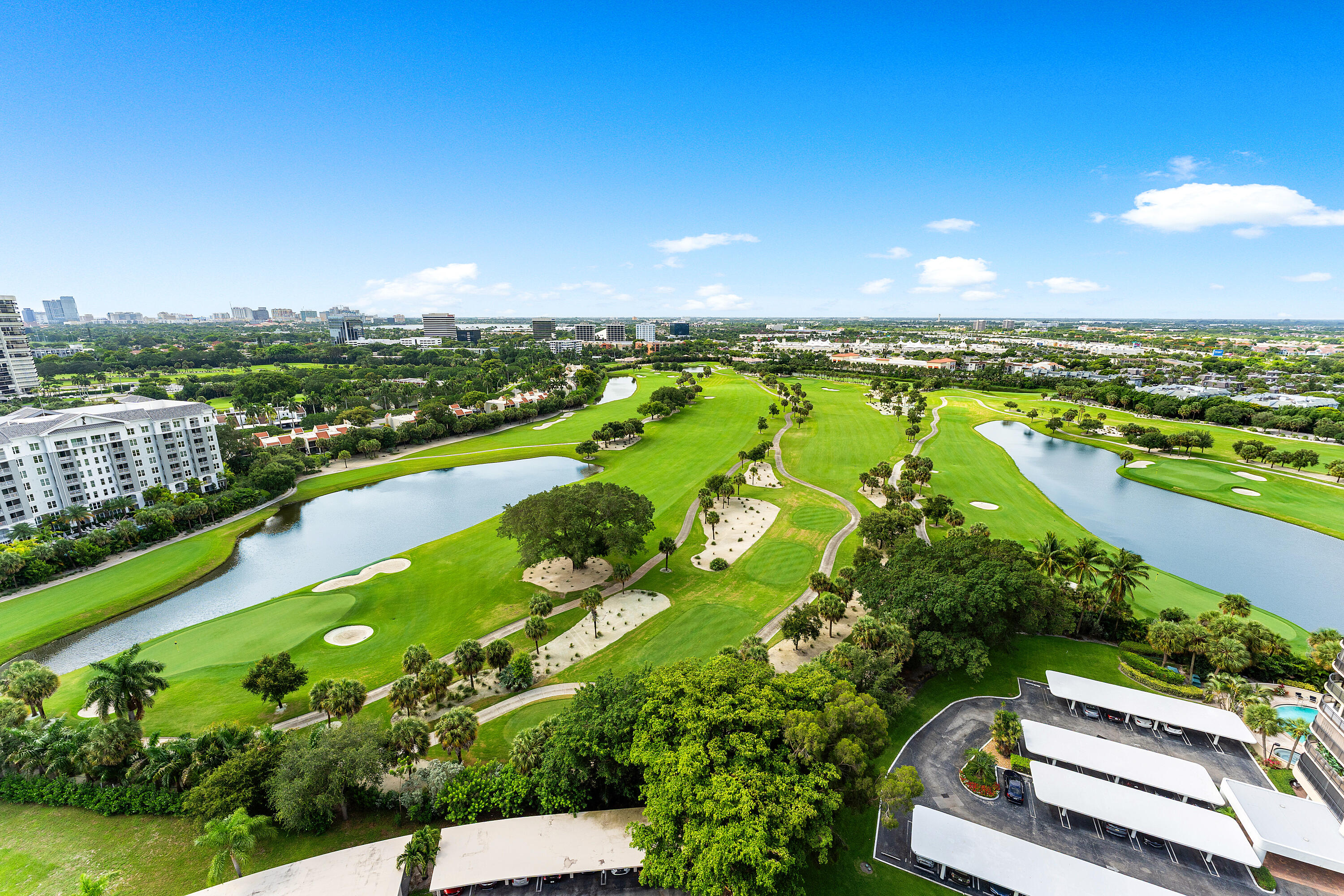 LANDS OF THE PRESIDENT CONDO 7 - Residential