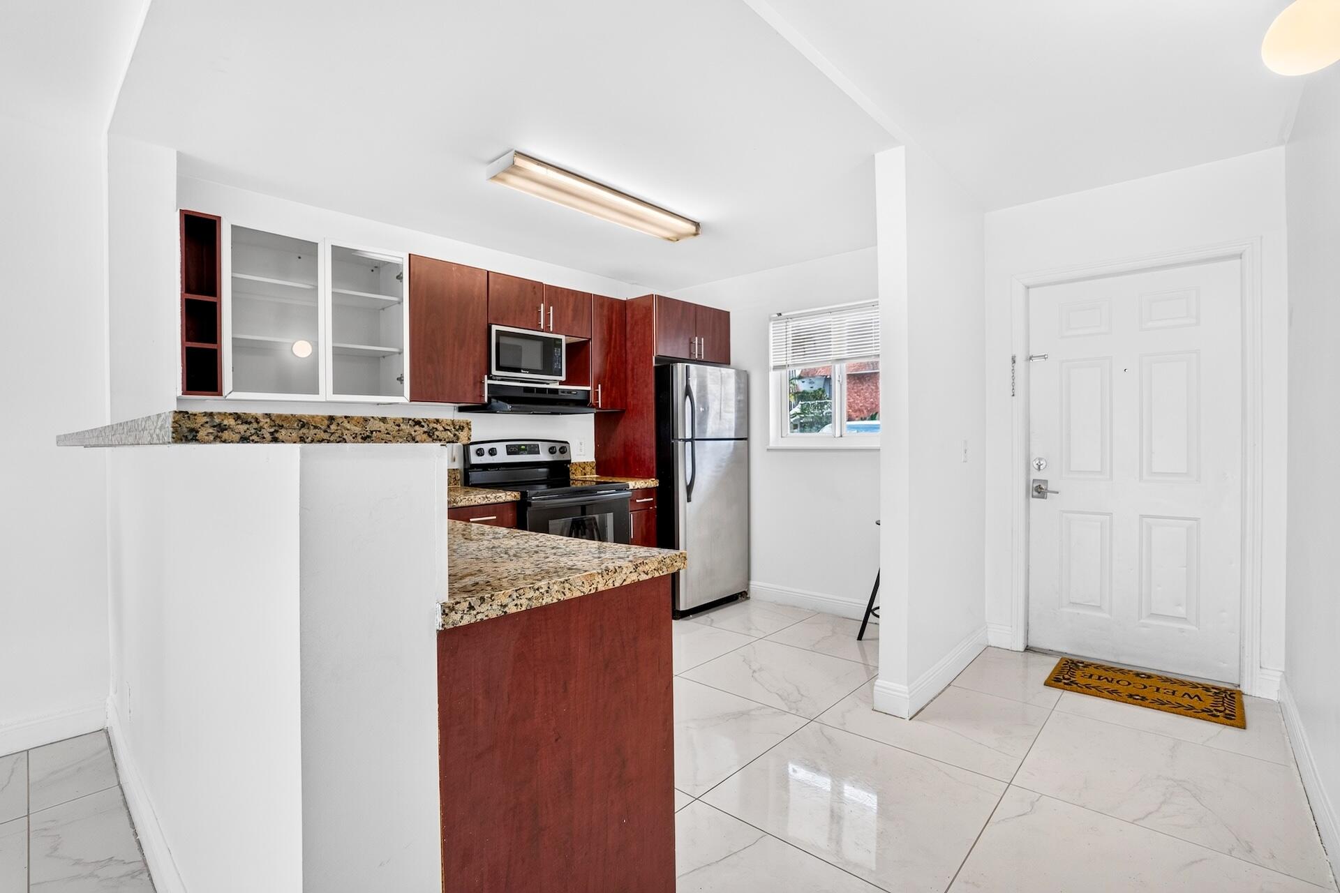 POMPANO BEACH VIEW CONDO - Residential