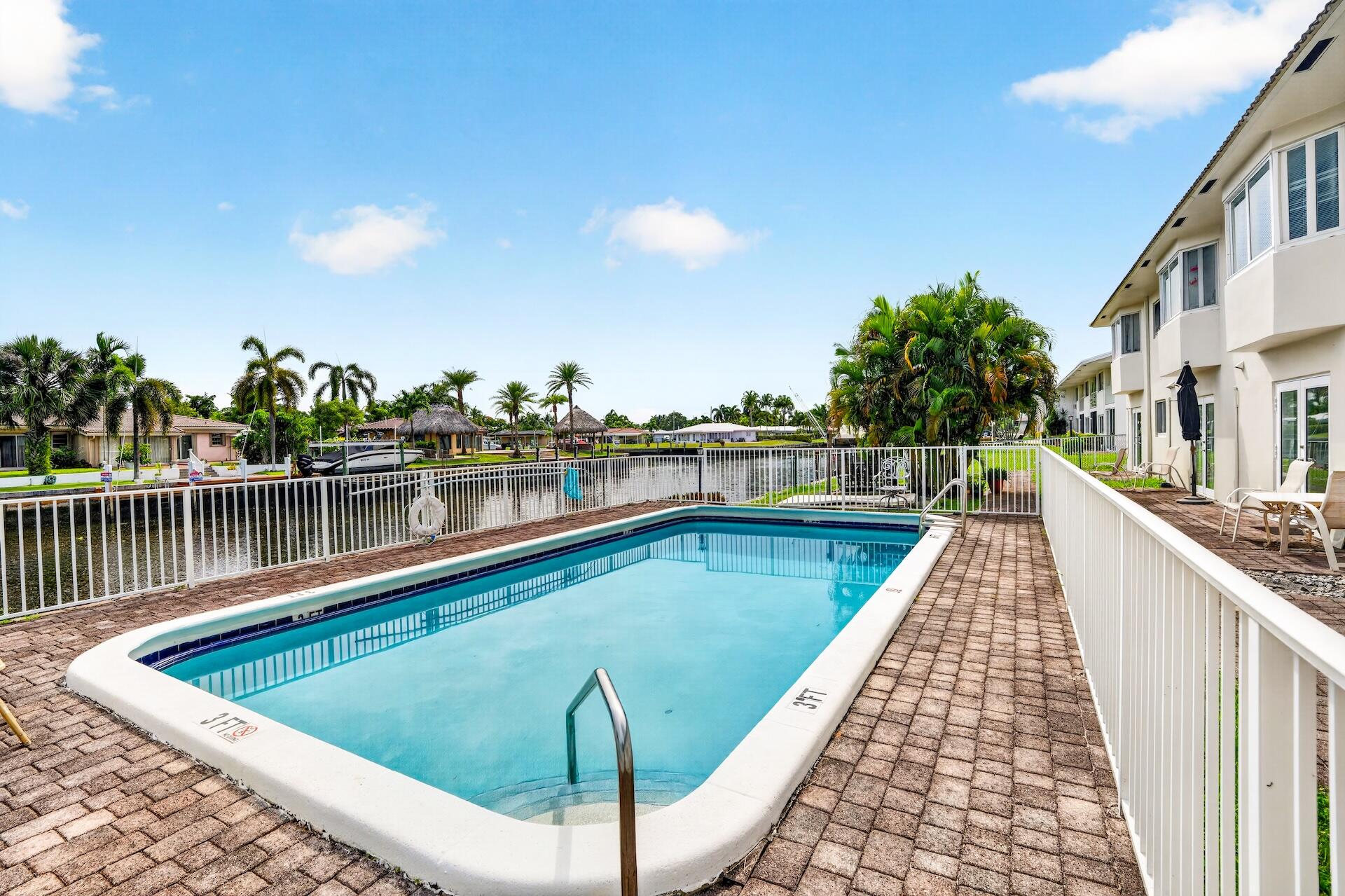POMPANO BEACH VIEW CONDO - Residential