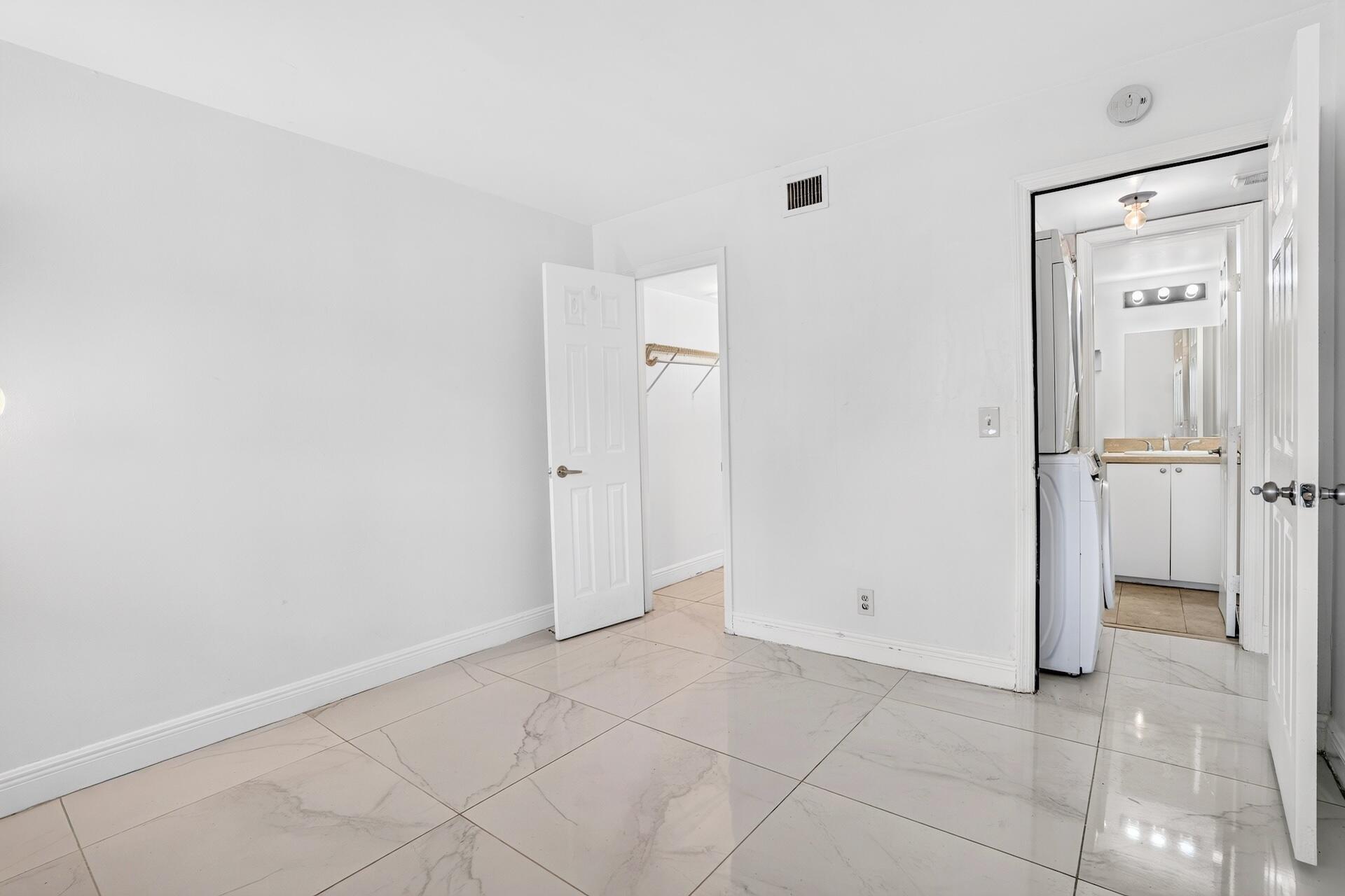 POMPANO BEACH VIEW CONDO - Residential