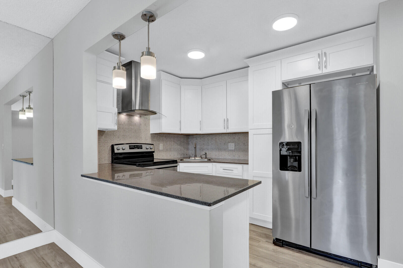 PINE RIDGE NORTH VILLAGE III CONDO - Residential