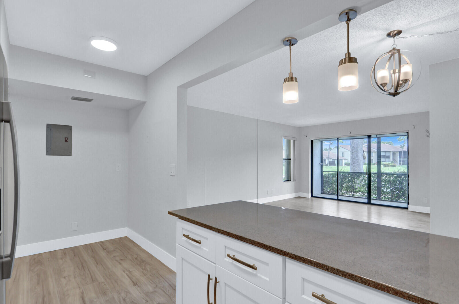 PINE RIDGE NORTH VILLAGE III CONDO - Residential