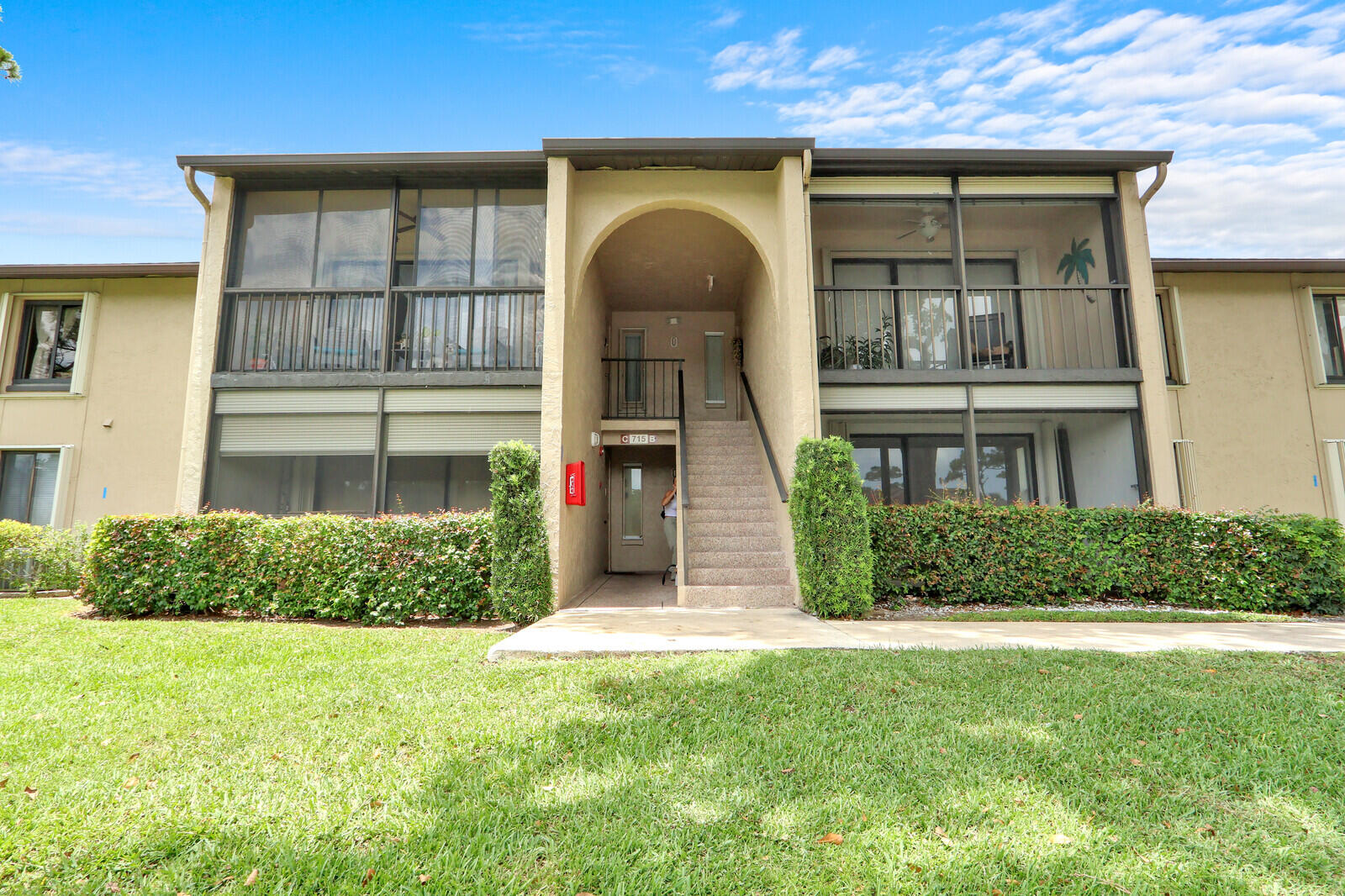 PINE RIDGE NORTH VILLAGE III CONDO - Residential