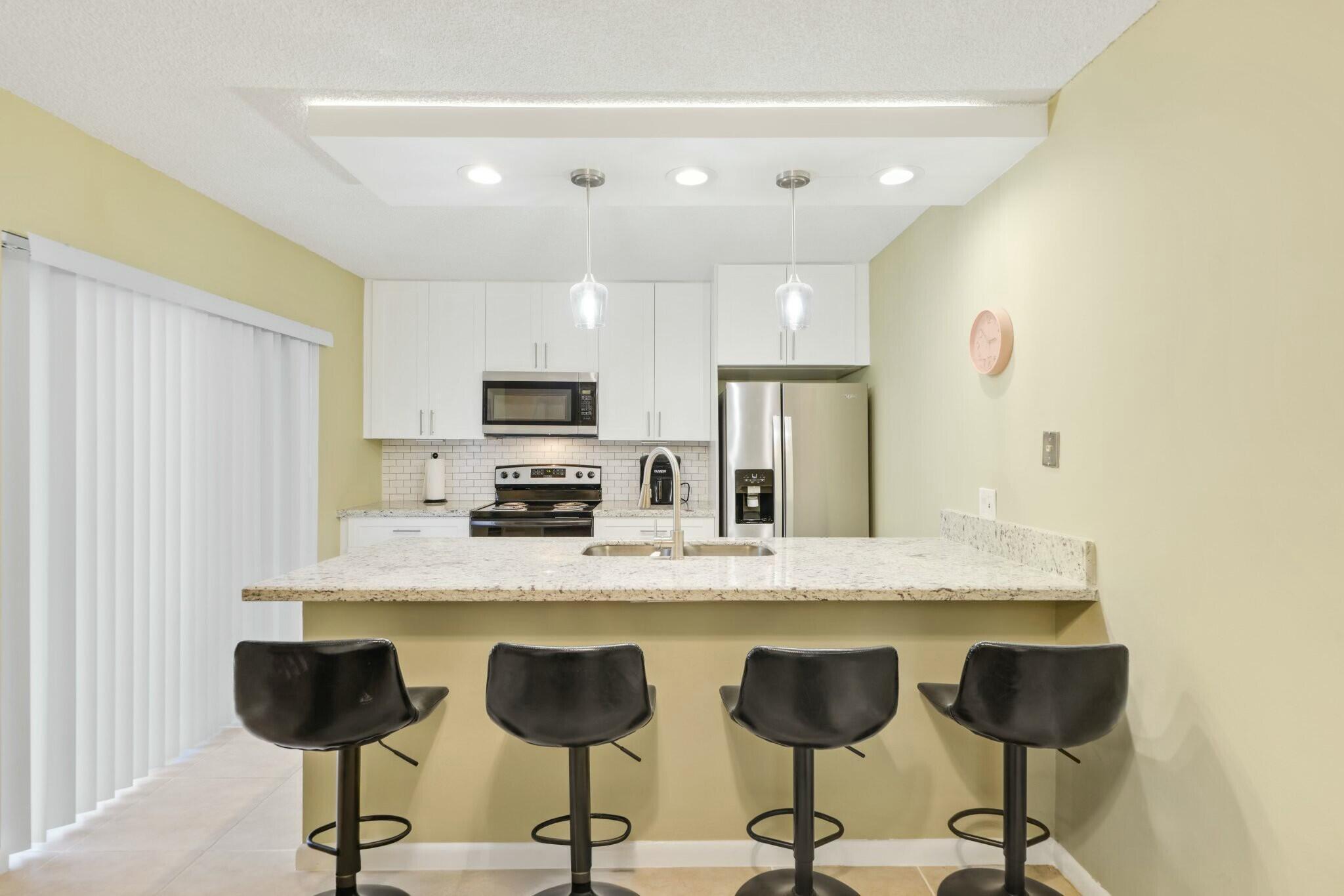 VILLAGE OF SANDALWOOD LAKES SOUTH - Residential