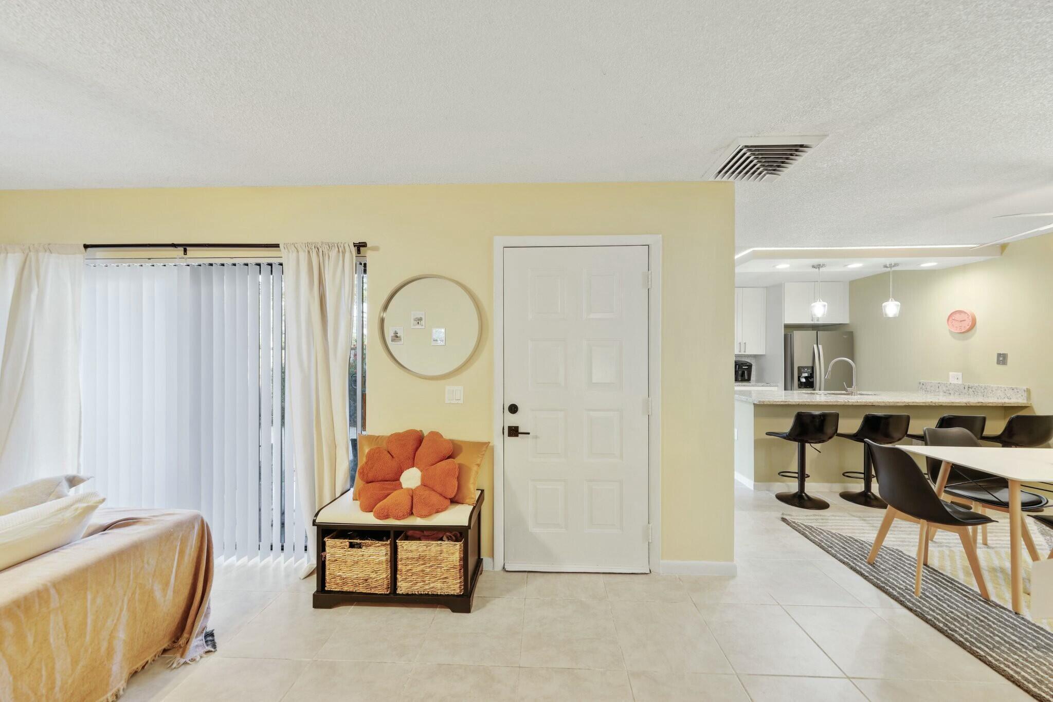 VILLAGE OF SANDALWOOD LAKES SOUTH - Residential