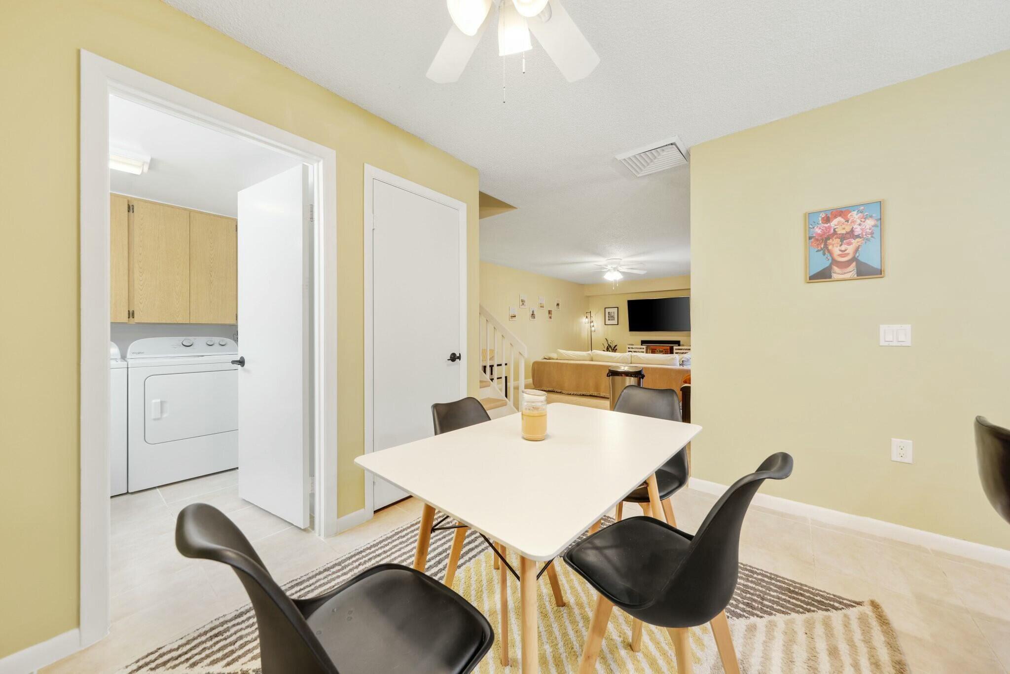 VILLAGE OF SANDALWOOD LAKES SOUTH - Residential