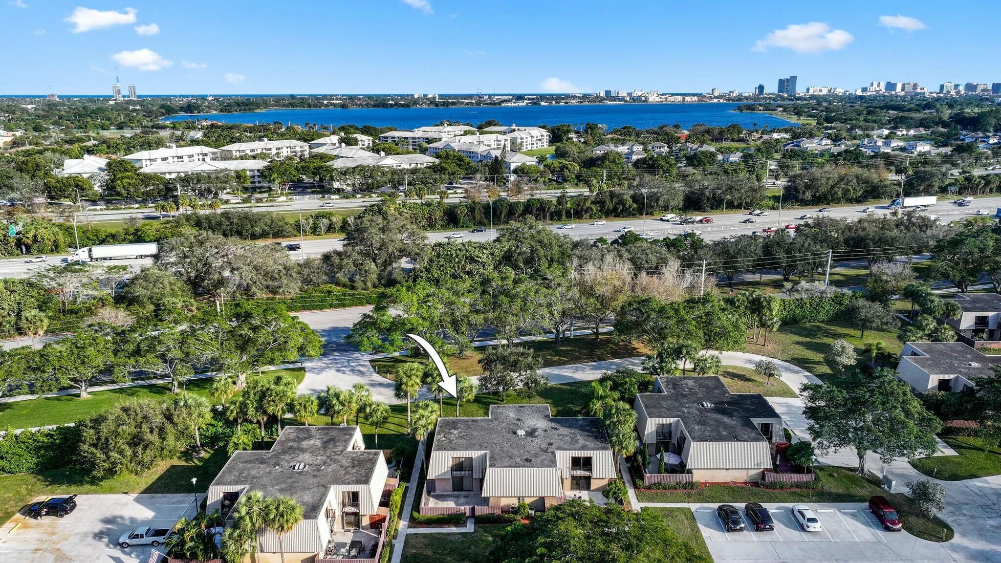 VILLAGE OF SANDALWOOD LAKES SOUTH - Residential