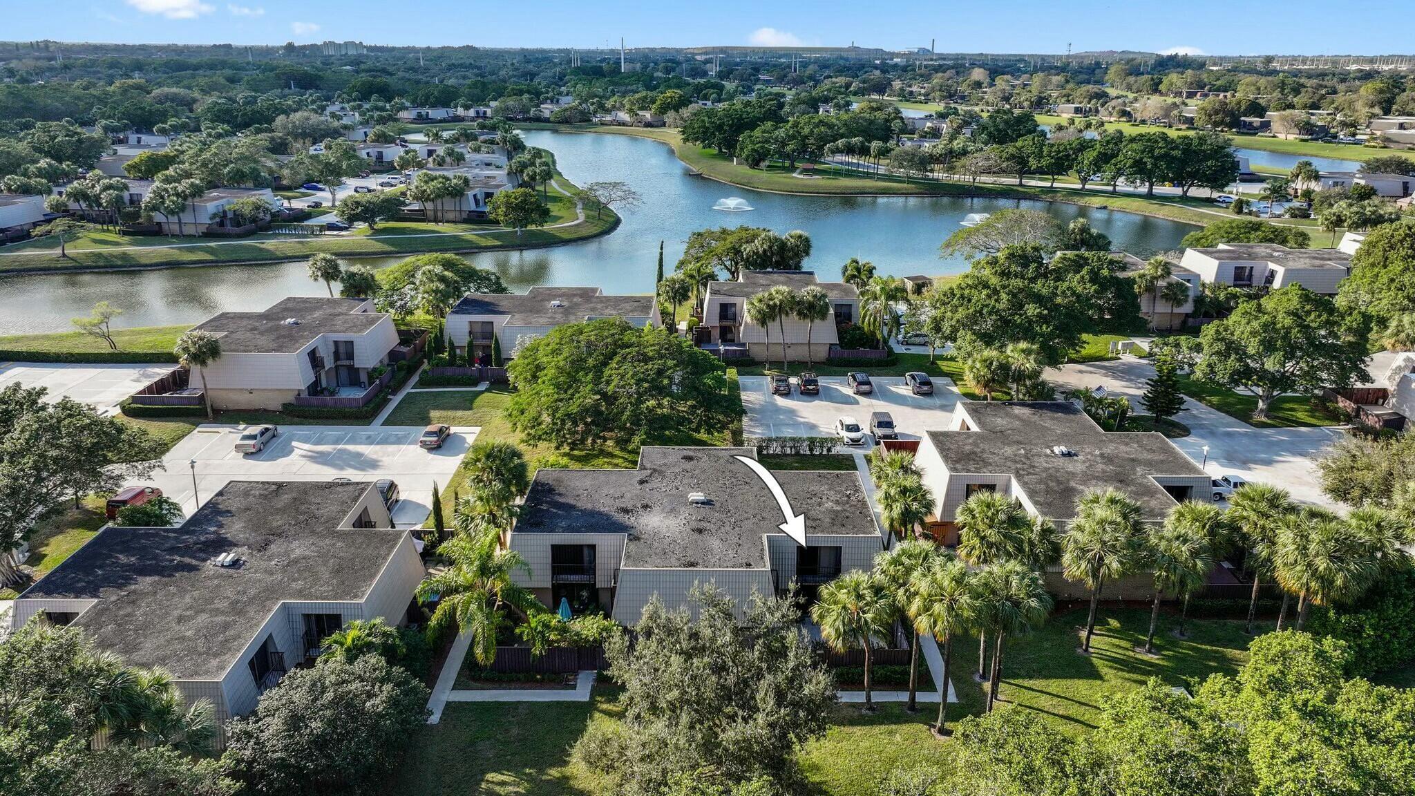 VILLAGE OF SANDALWOOD LAKES SOUTH - Residential