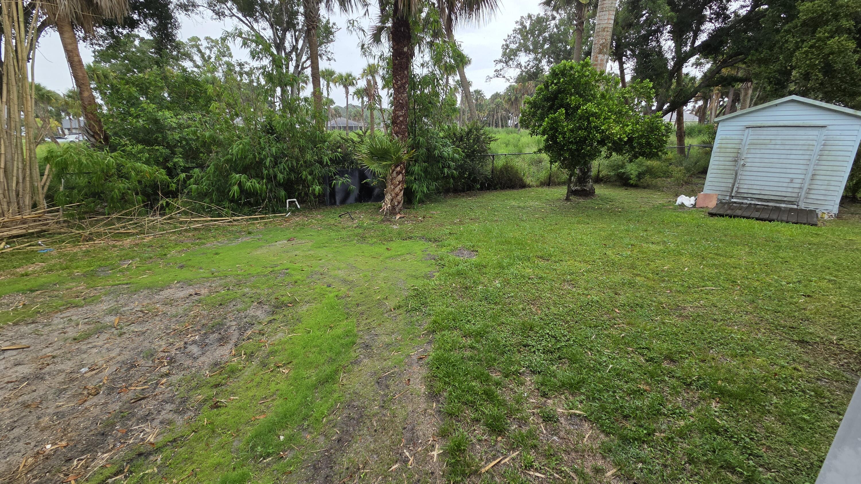 PORT ST LUCIE SECTION 11 - Residential Lease