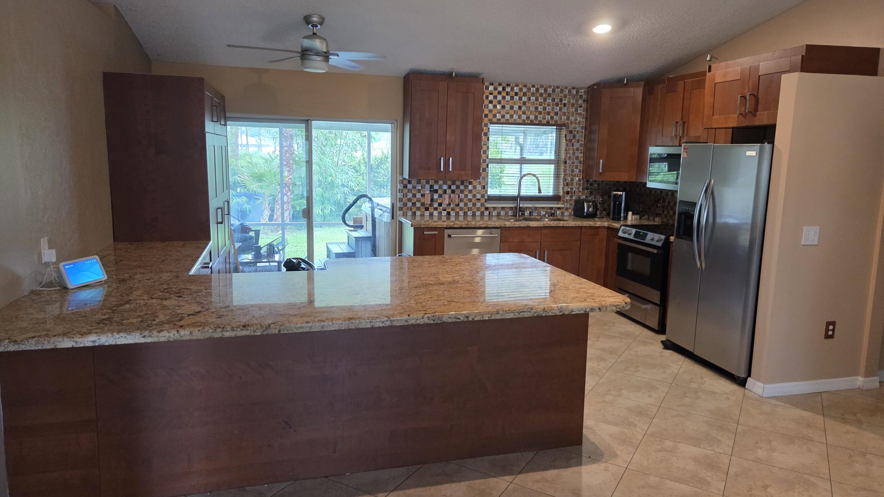 PORT ST LUCIE SECTION 11 - Residential Lease