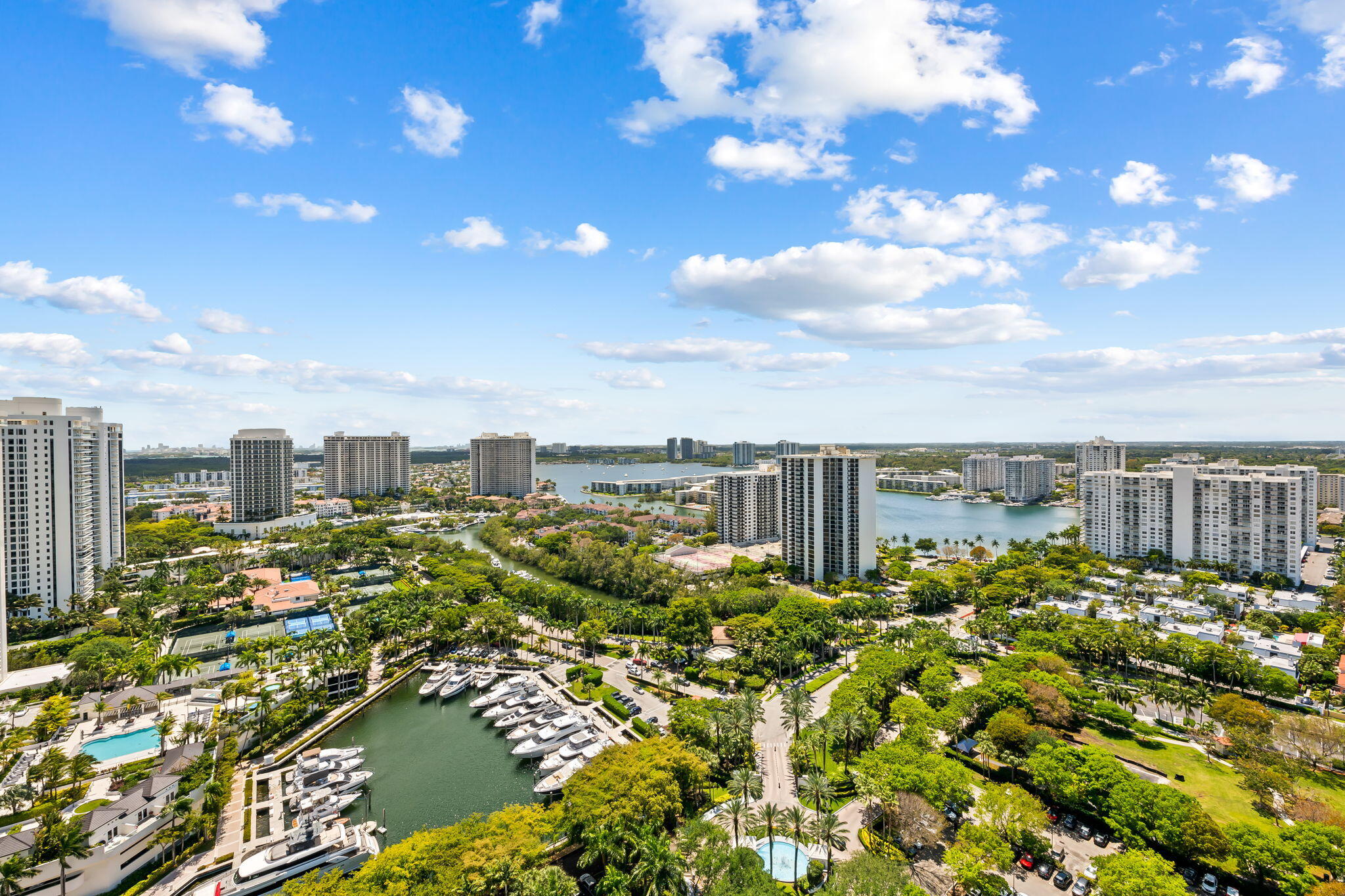 THE PENINSULA II CONDO - Residential