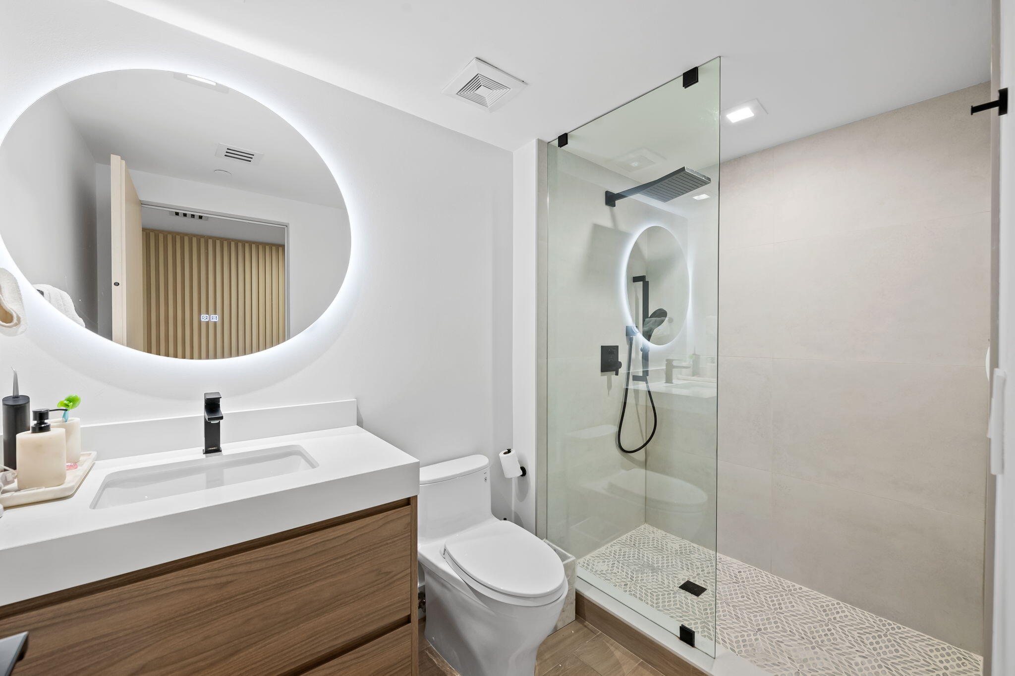 THE PENINSULA II CONDO - Residential