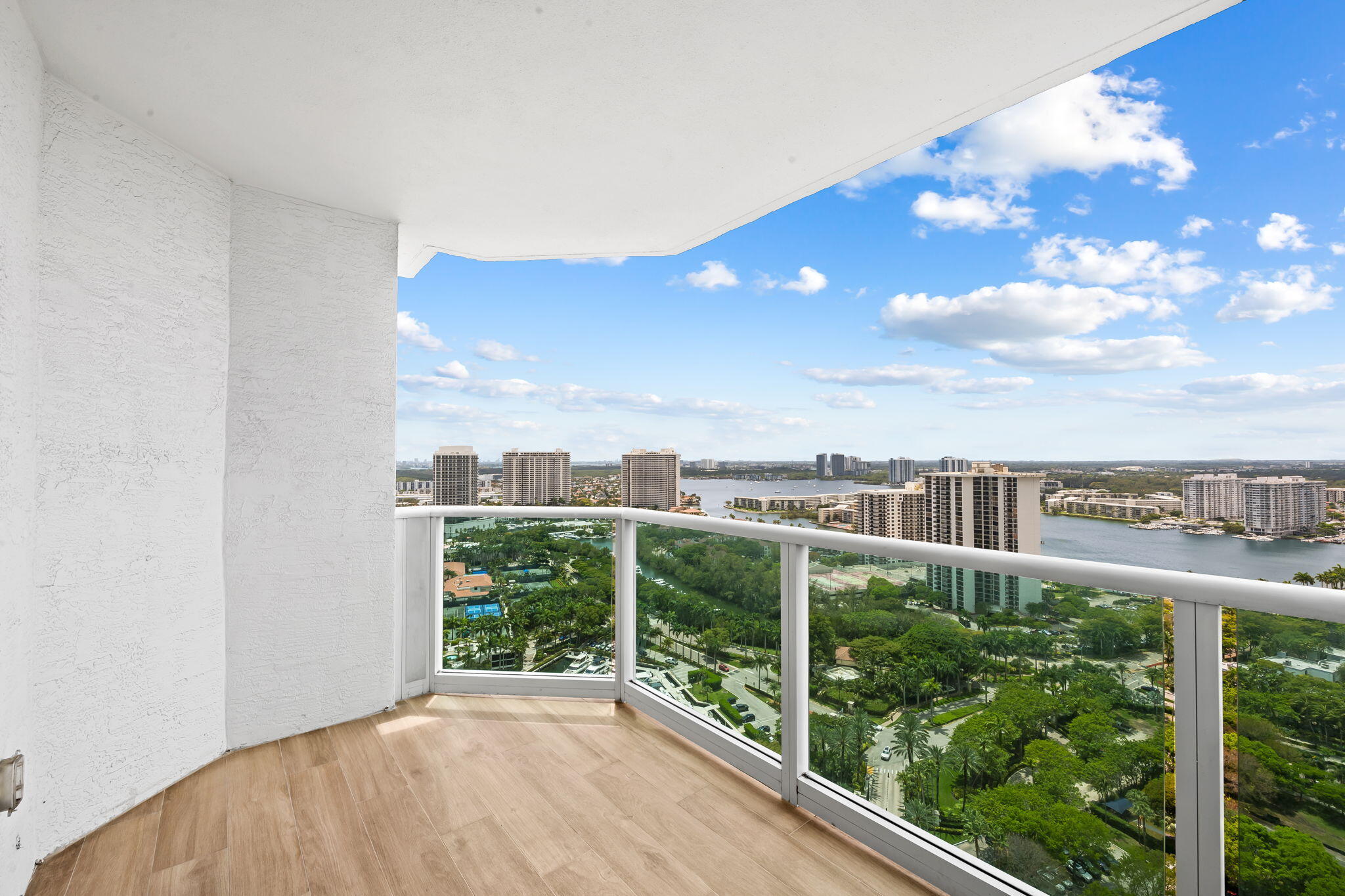 THE PENINSULA II CONDO - Residential