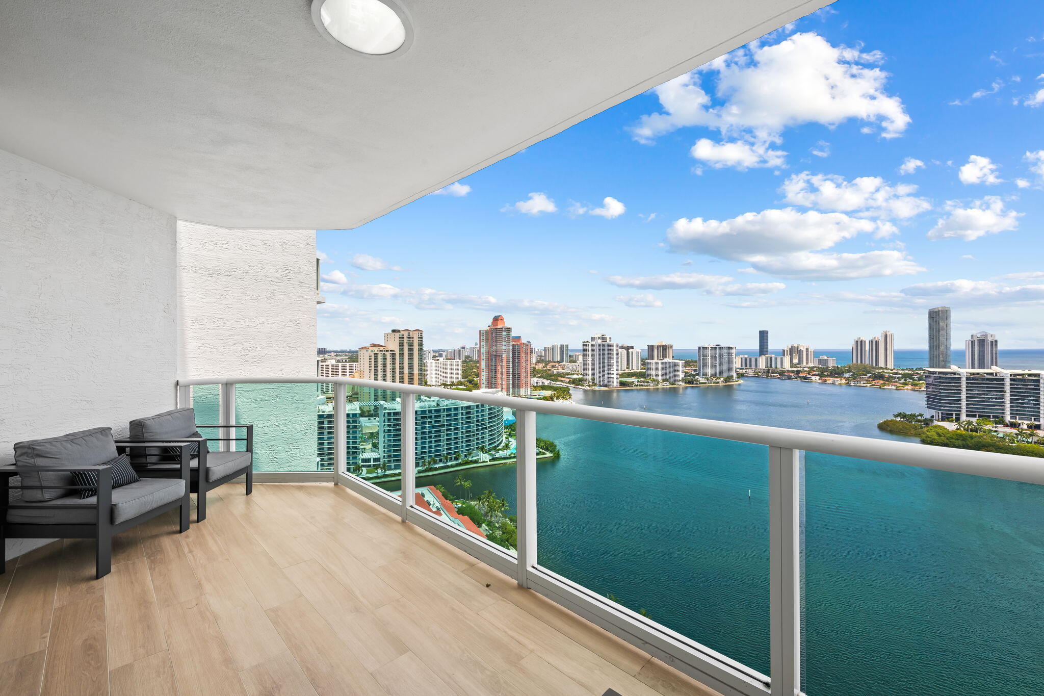 THE PENINSULA II CONDO - Residential