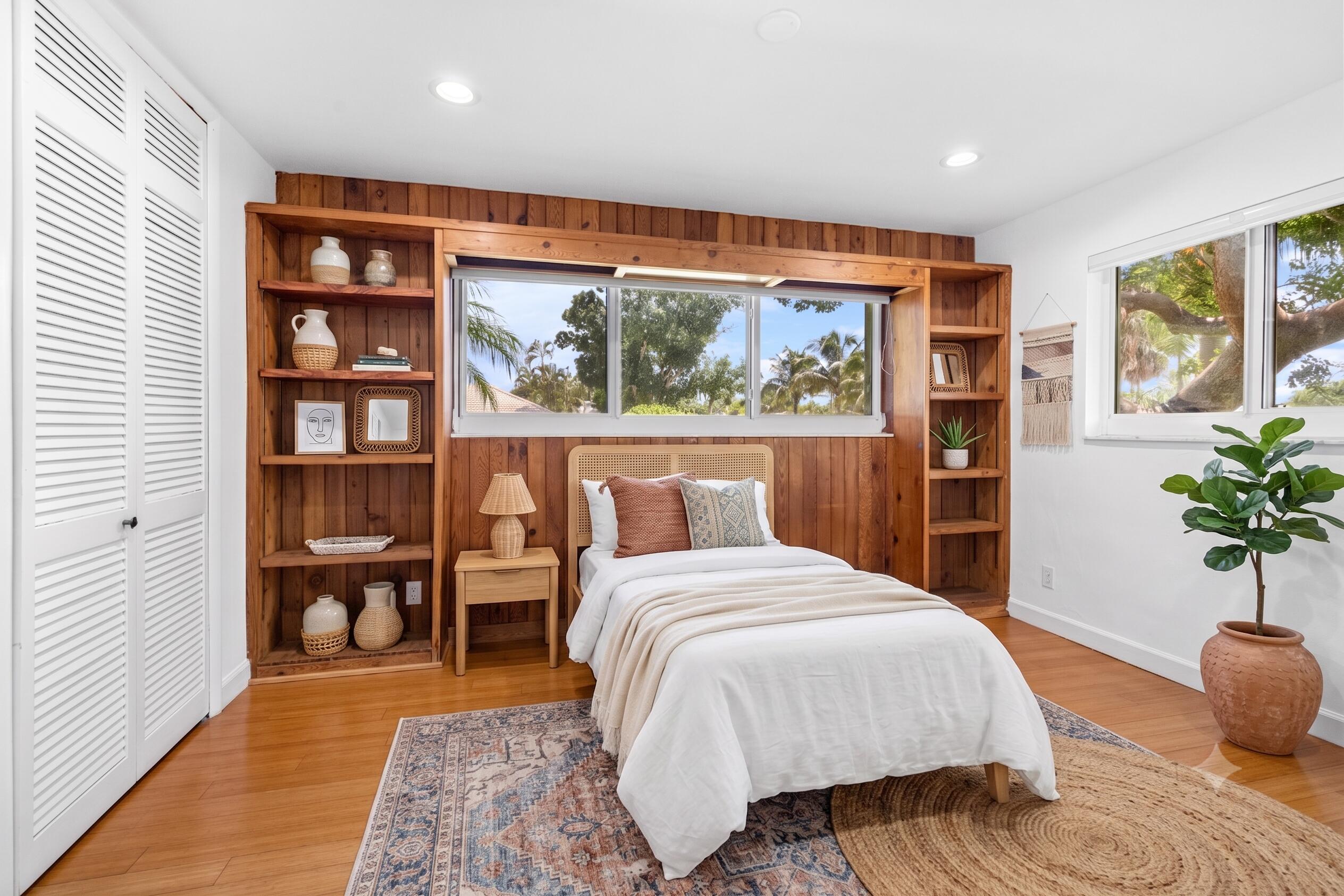 PALMETTO PARK TERRACE UNIT 4 - Residential