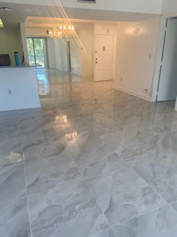 INVERWOOD CONDO - Residential Lease