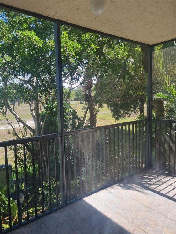 INVERWOOD CONDO - Residential Lease