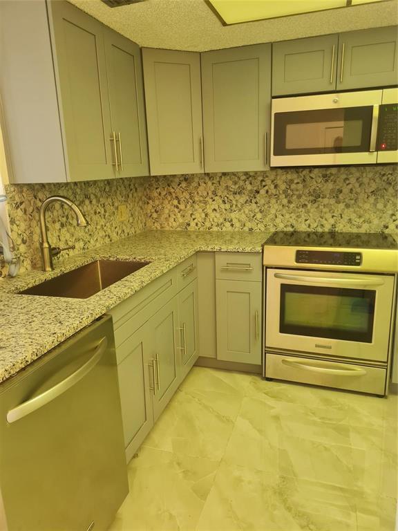 INVERWOOD CONDO - Residential Lease