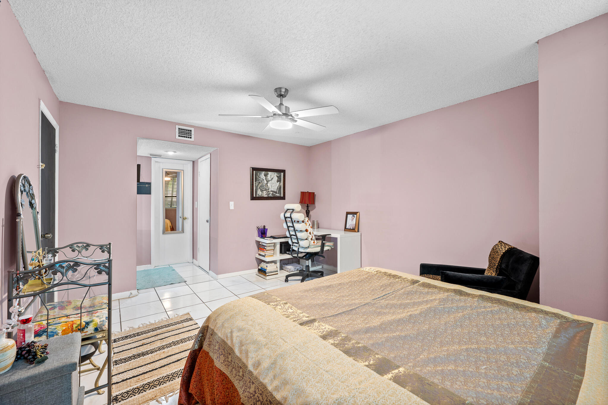 PLANTATION FOREST CONDO - Residential
