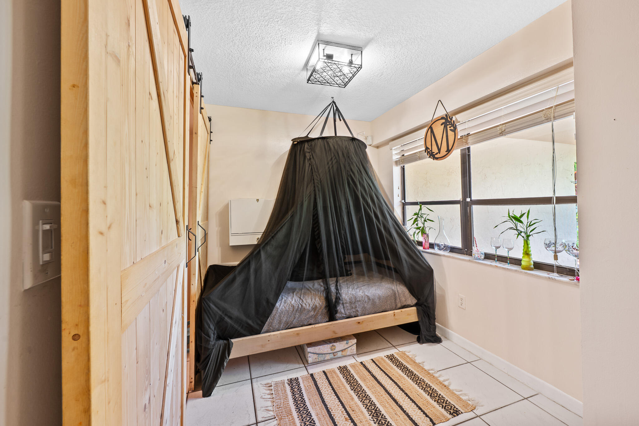 PLANTATION FOREST CONDO - Residential