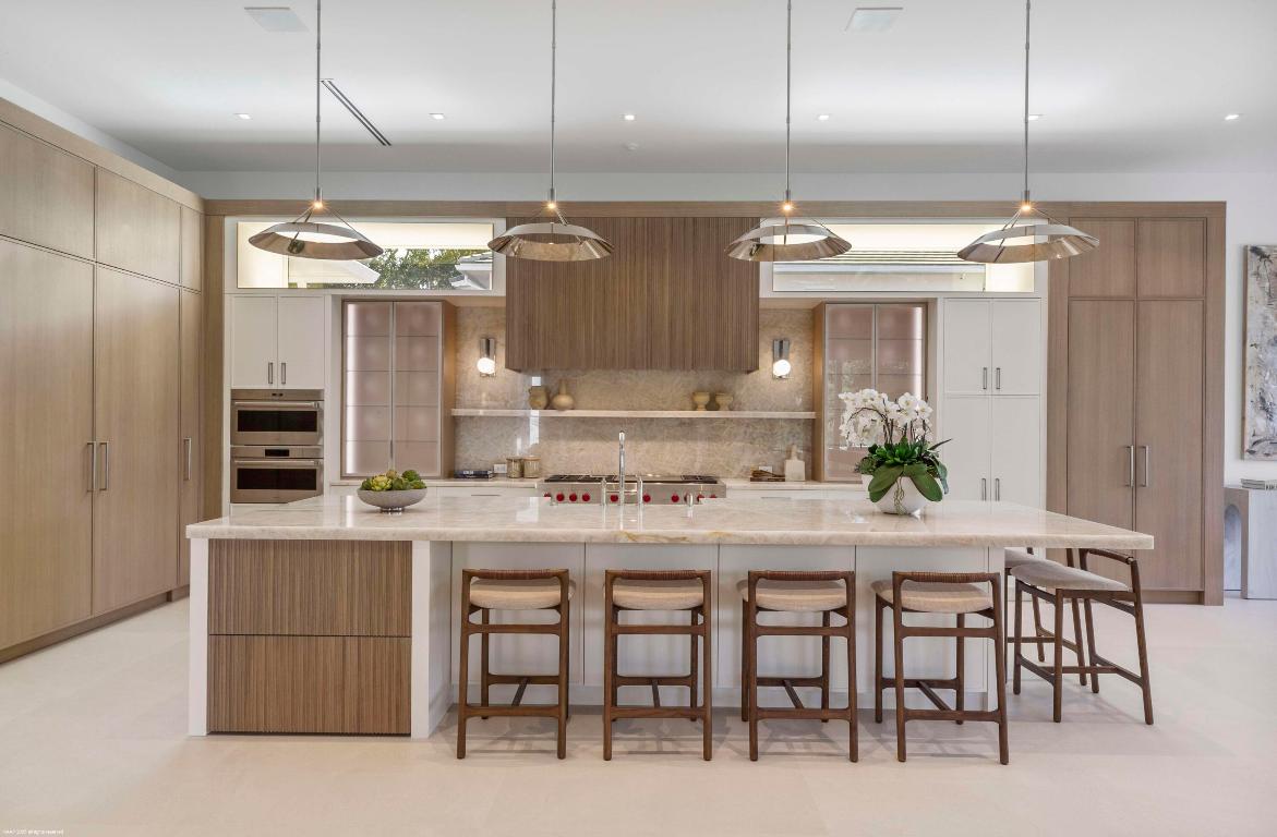 OAK TREE EST - Residential