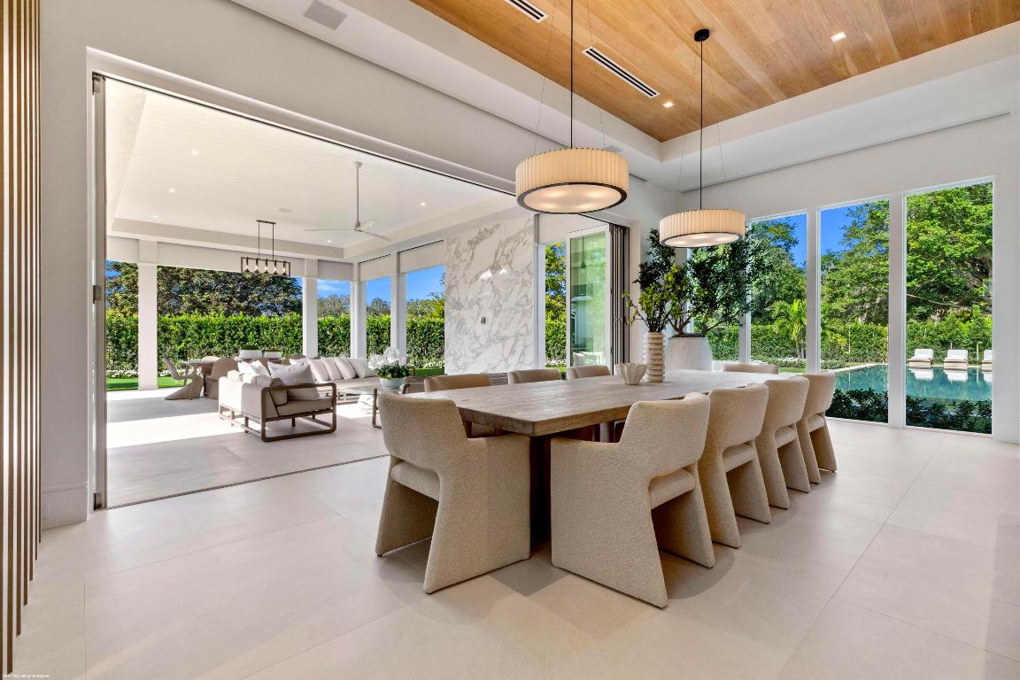 OAK TREE EST - Residential
