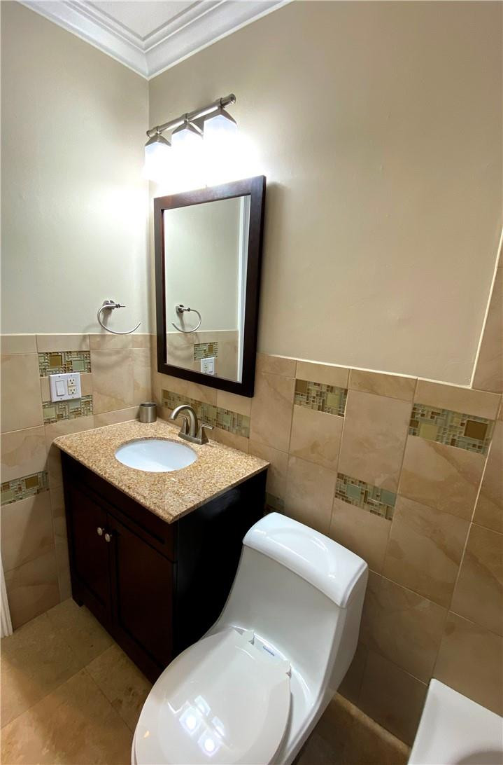 HIBISCUS HOUSE CONDO - Residential