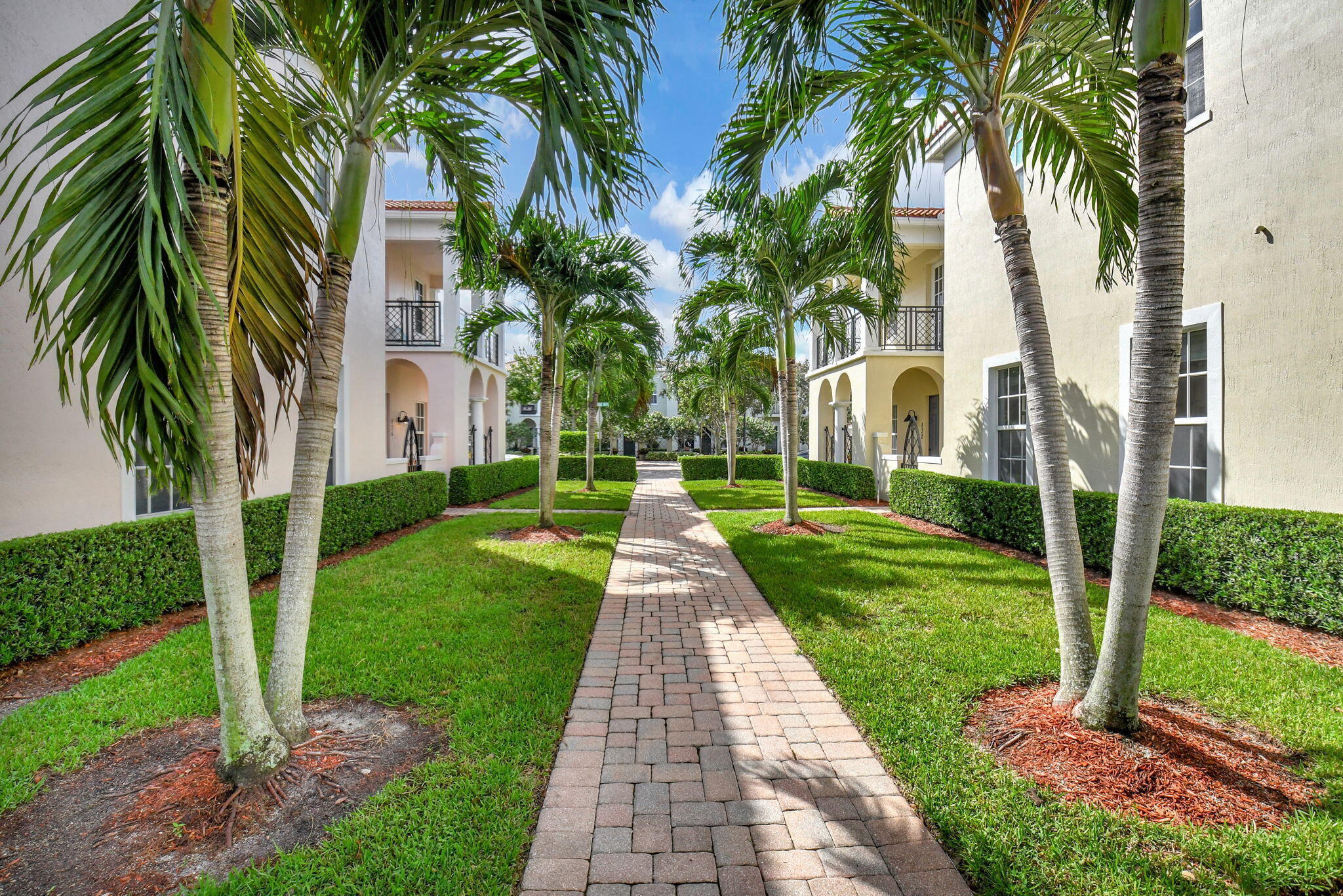 Central Park - Residential Lease