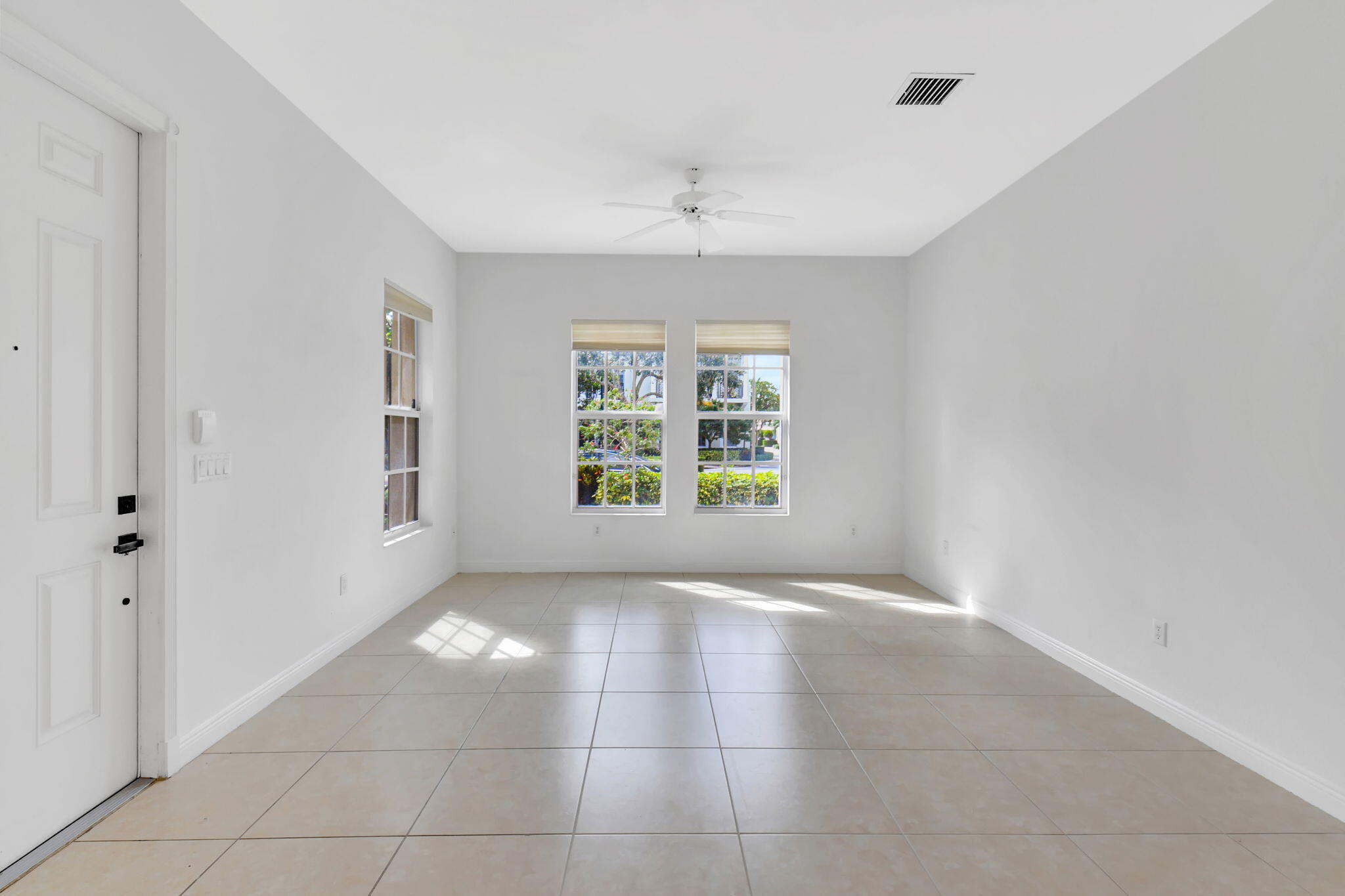 Central Park - Residential Lease