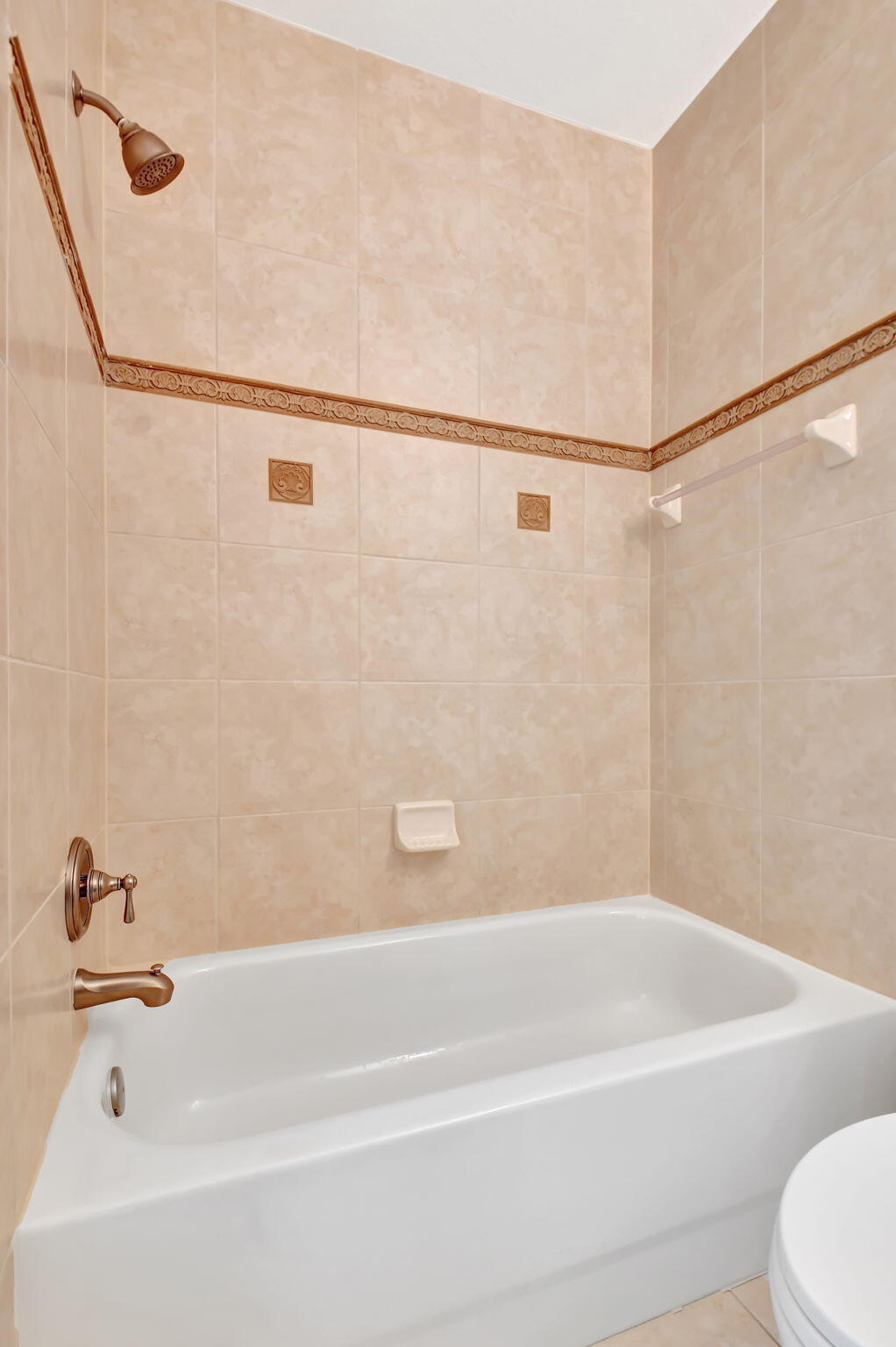 Central Park - Residential Lease