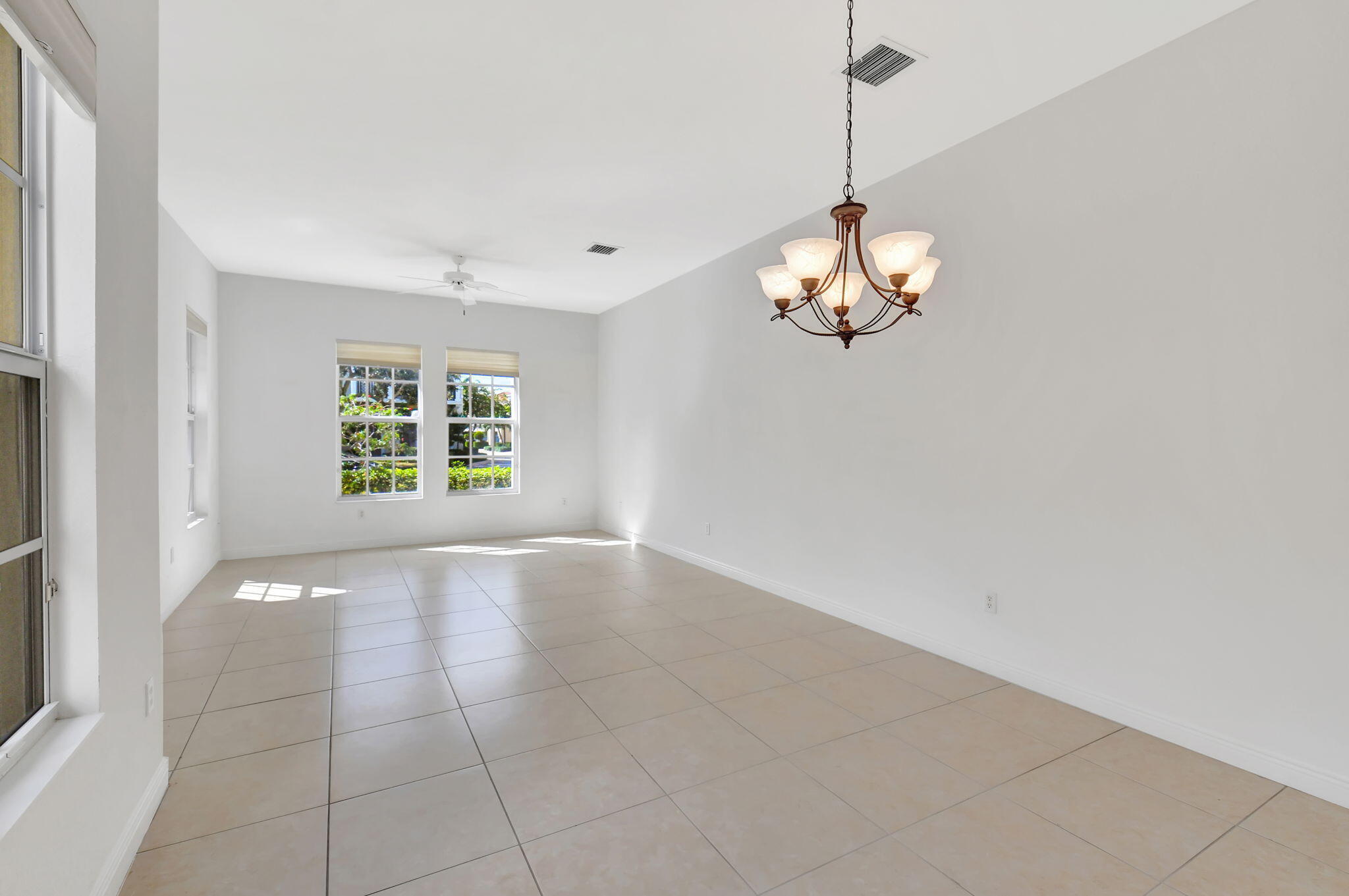Central Park - Residential Lease