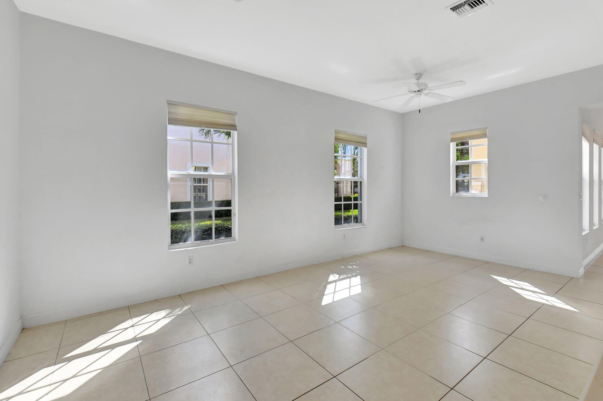 Central Park - Residential Lease