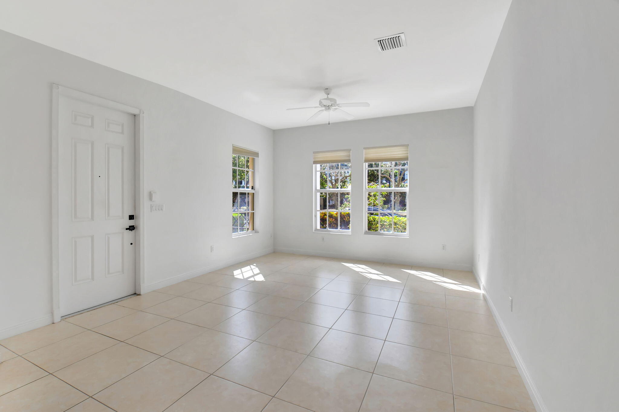Central Park - Residential Lease