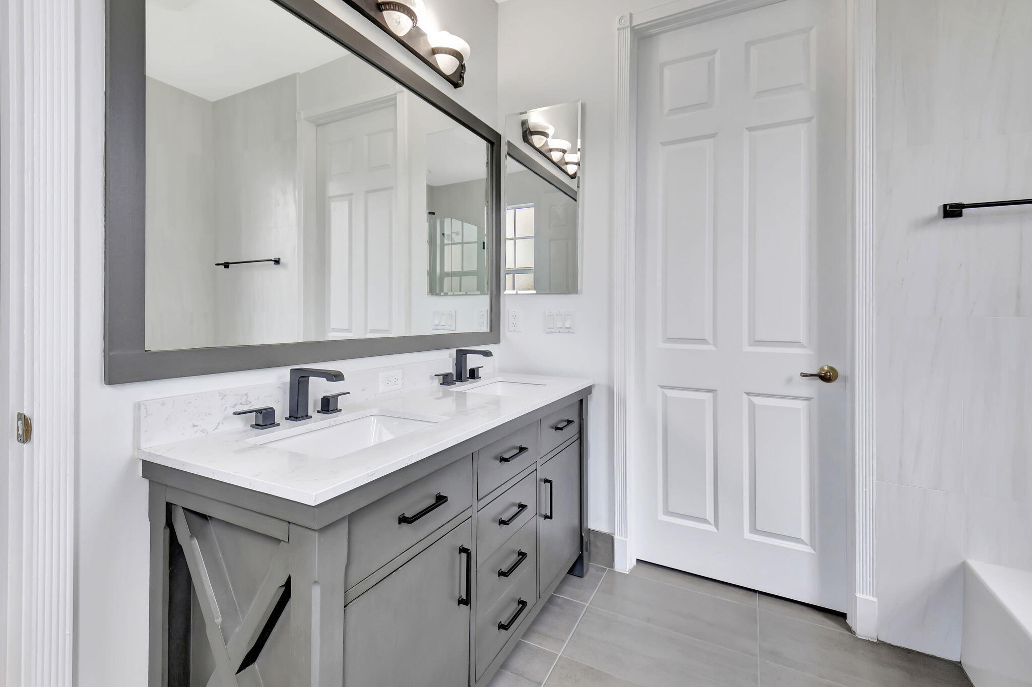 Central Park - Residential Lease