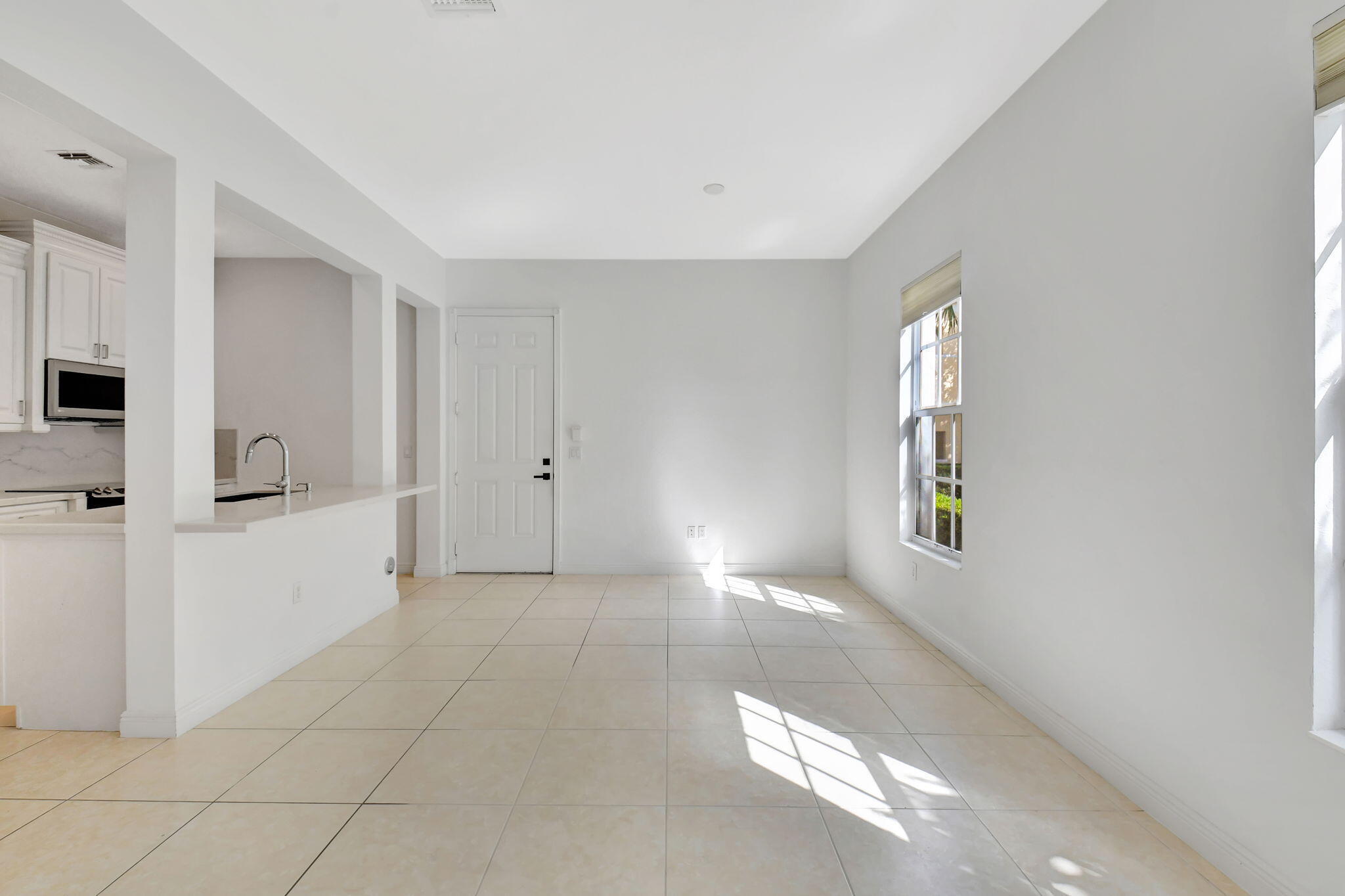 Central Park - Residential Lease
