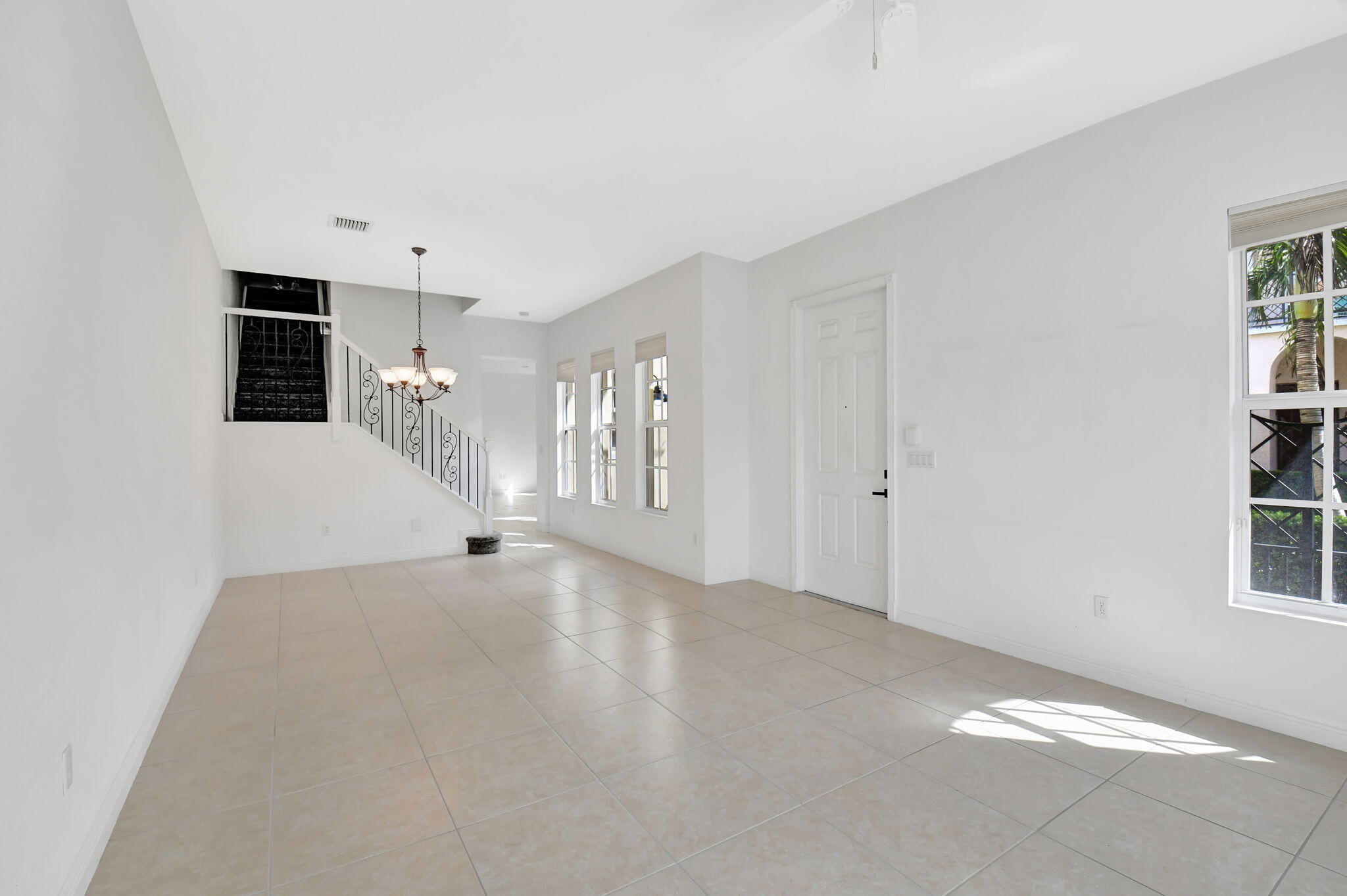 Central Park - Residential Lease