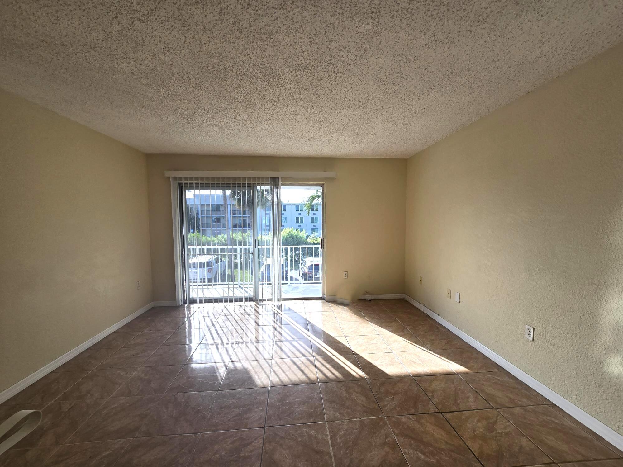 CLEAR LAKE PALMS CONDO - Residential