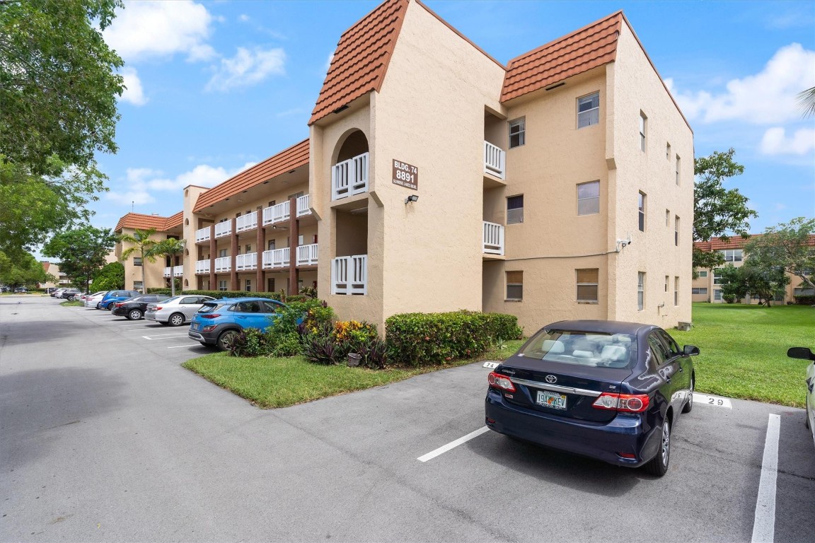 Sunrise Lakes Phase 3 - Residential