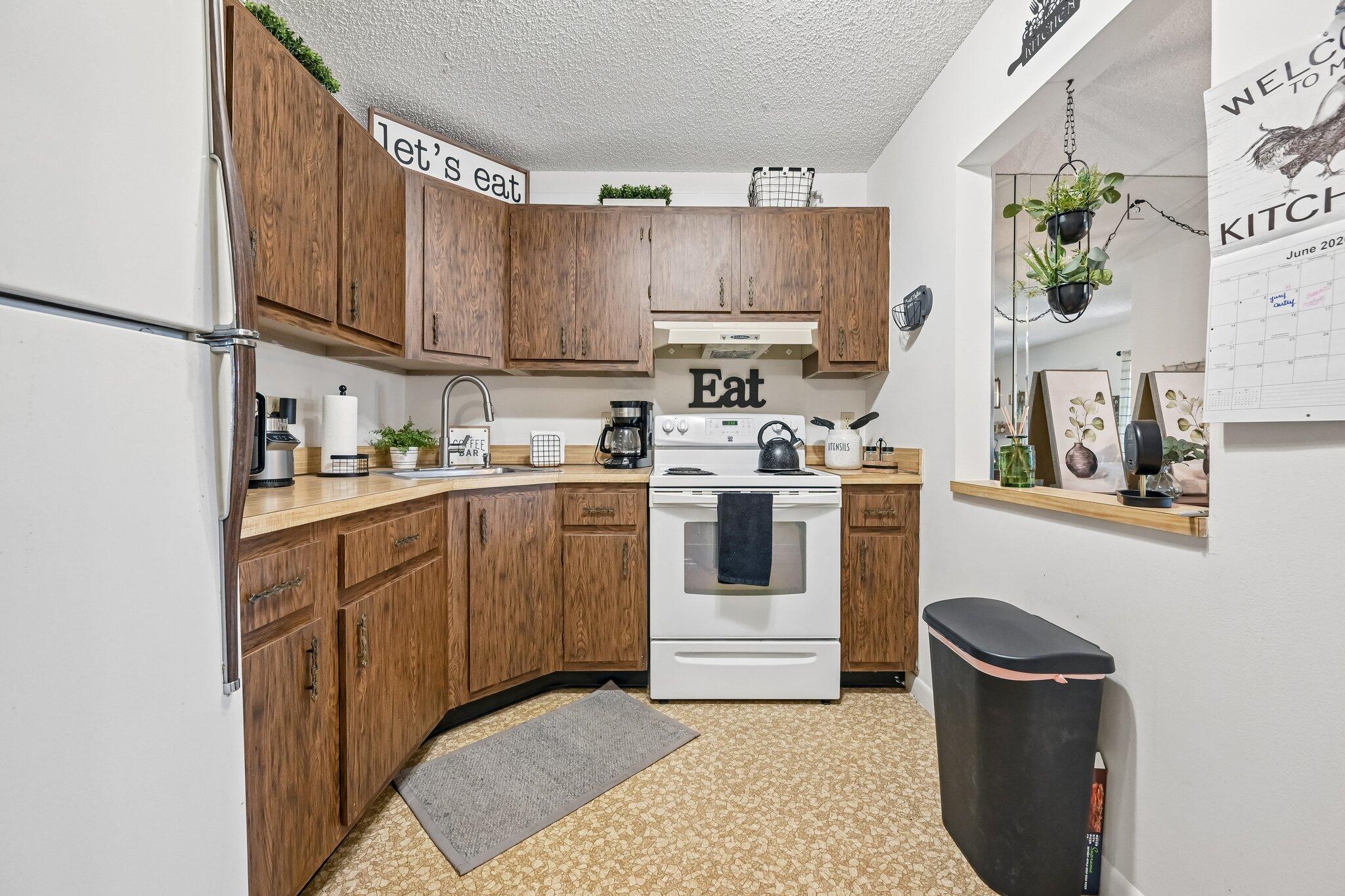 PINE RIDGE IV CONDO - Residential