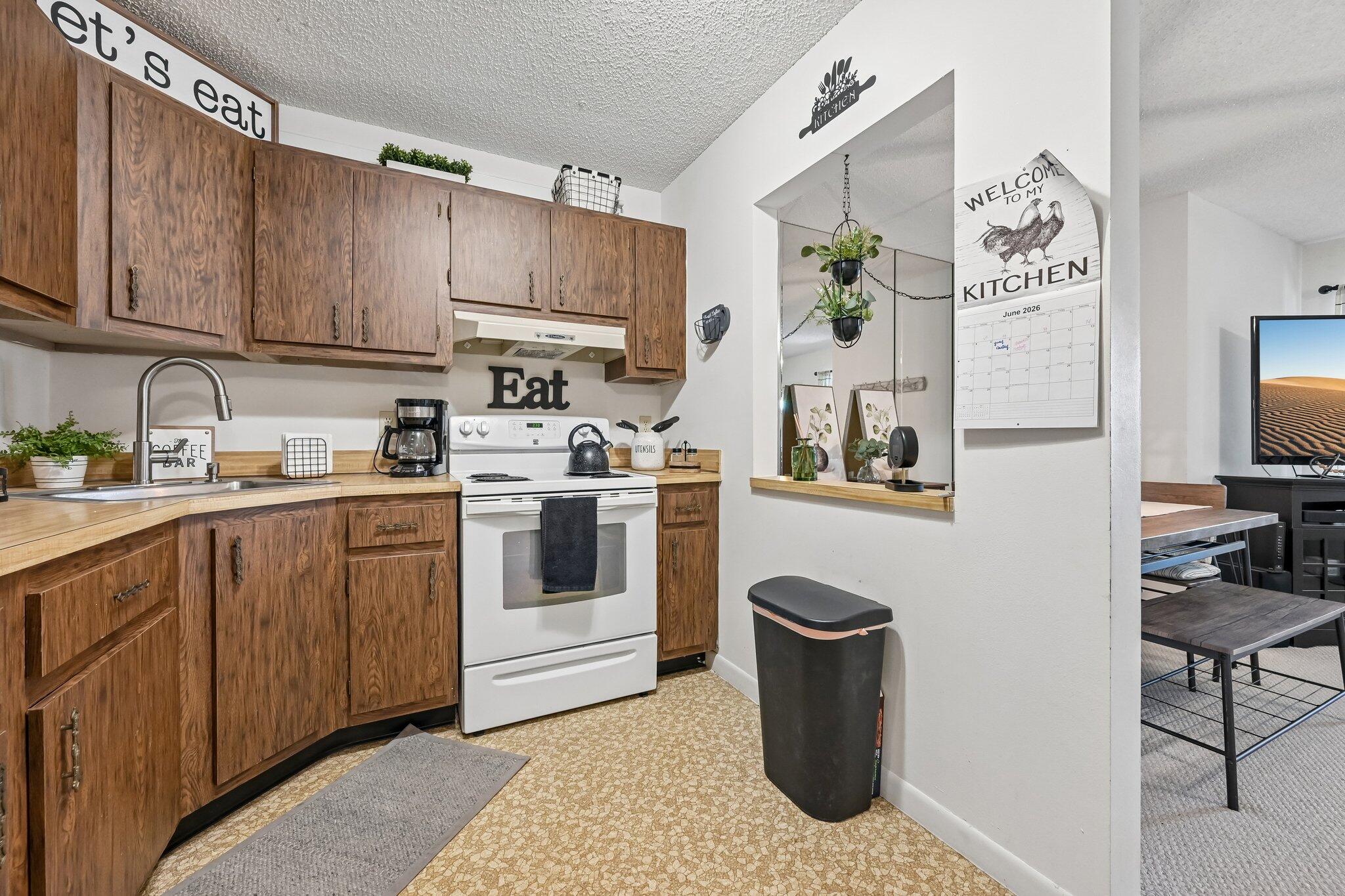 PINE RIDGE IV CONDO - Residential