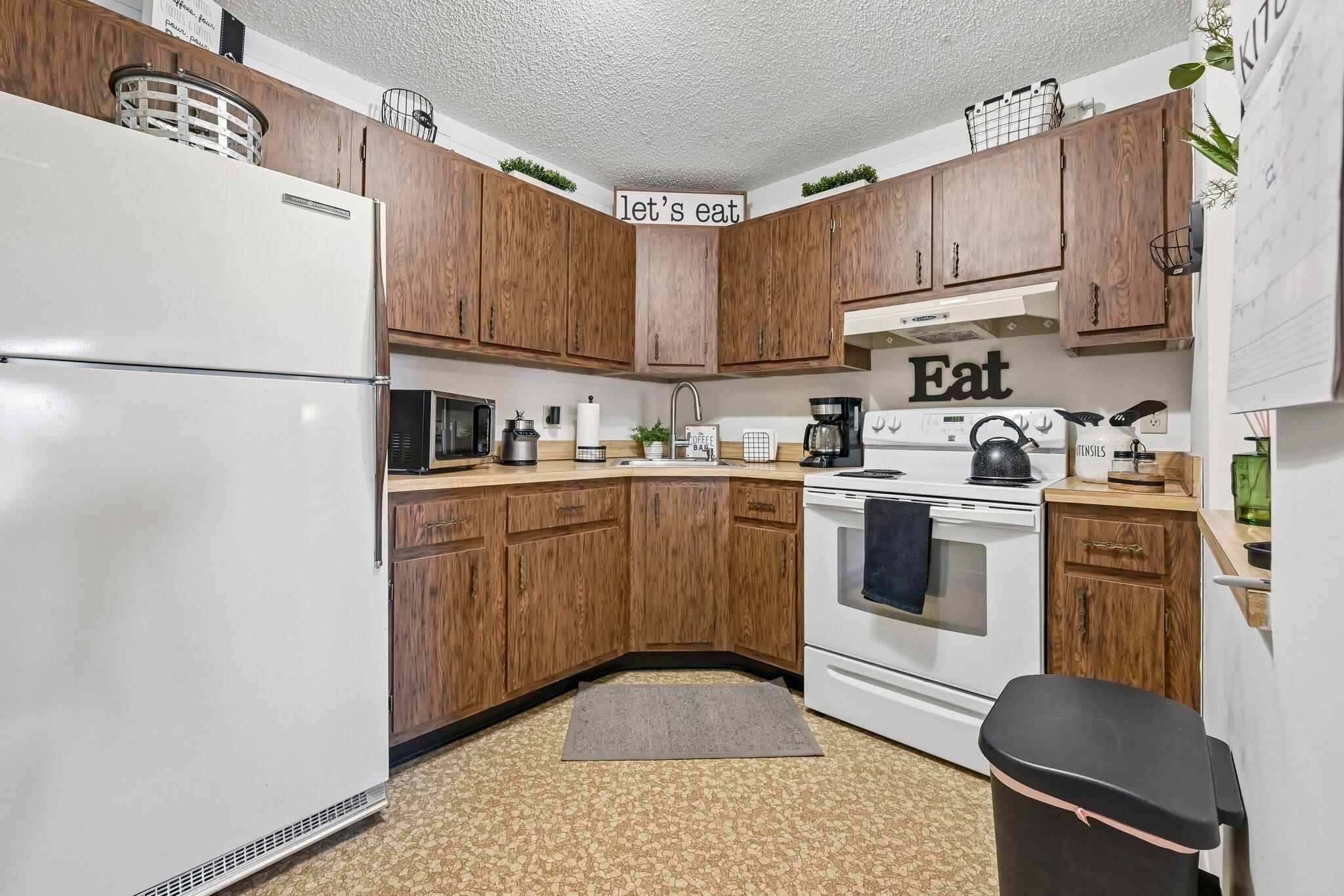 PINE RIDGE IV CONDO - Residential