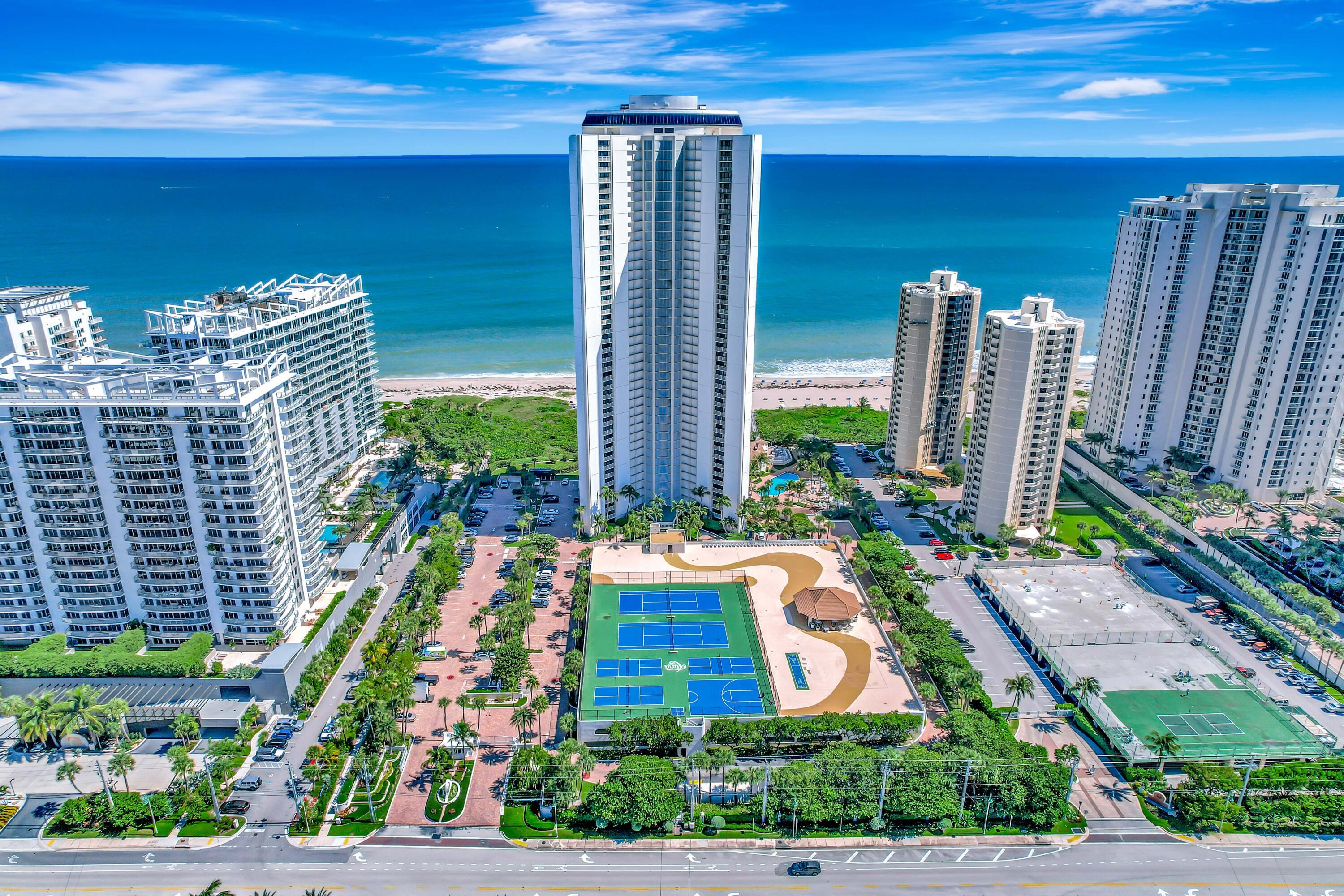 TIARA CONDO - Residential