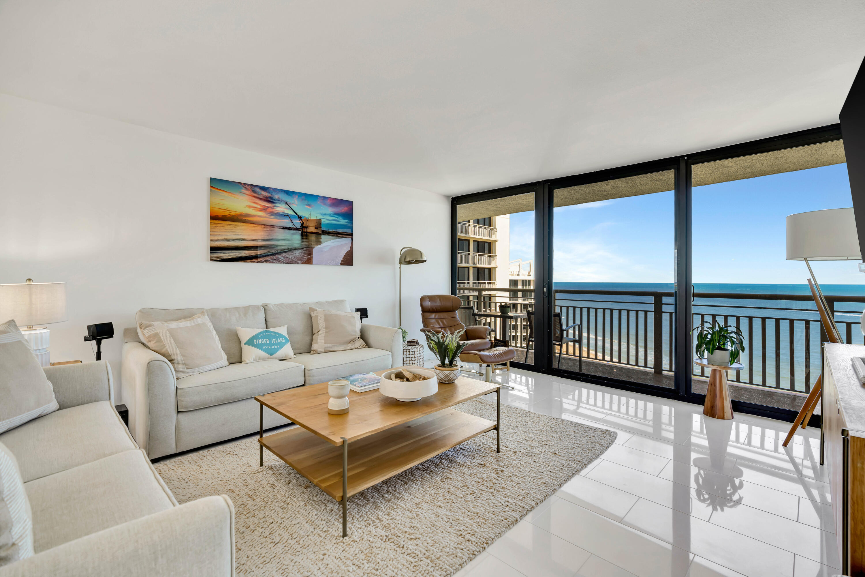 TIARA CONDO - Residential