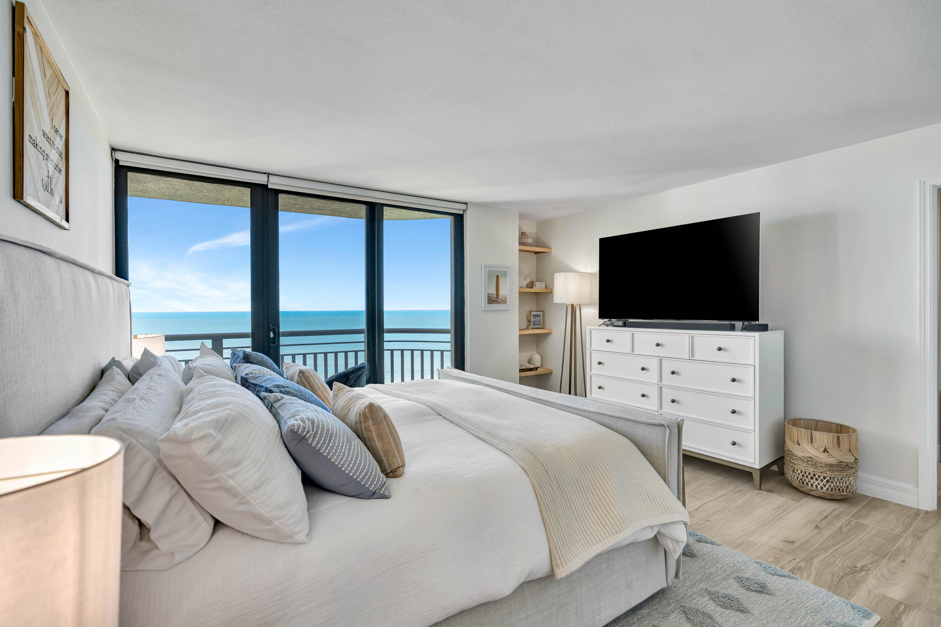 TIARA CONDO - Residential