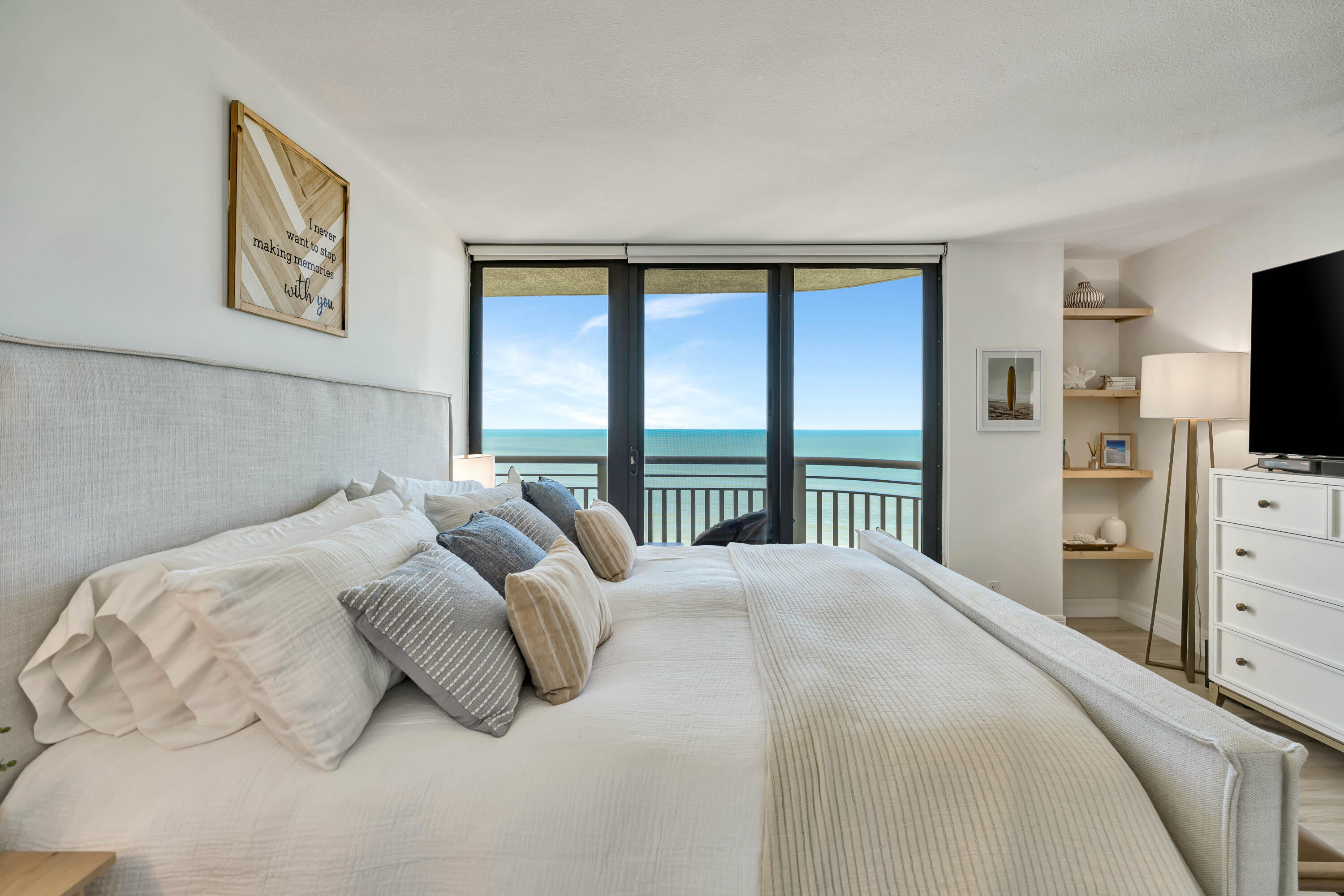TIARA CONDO - Residential