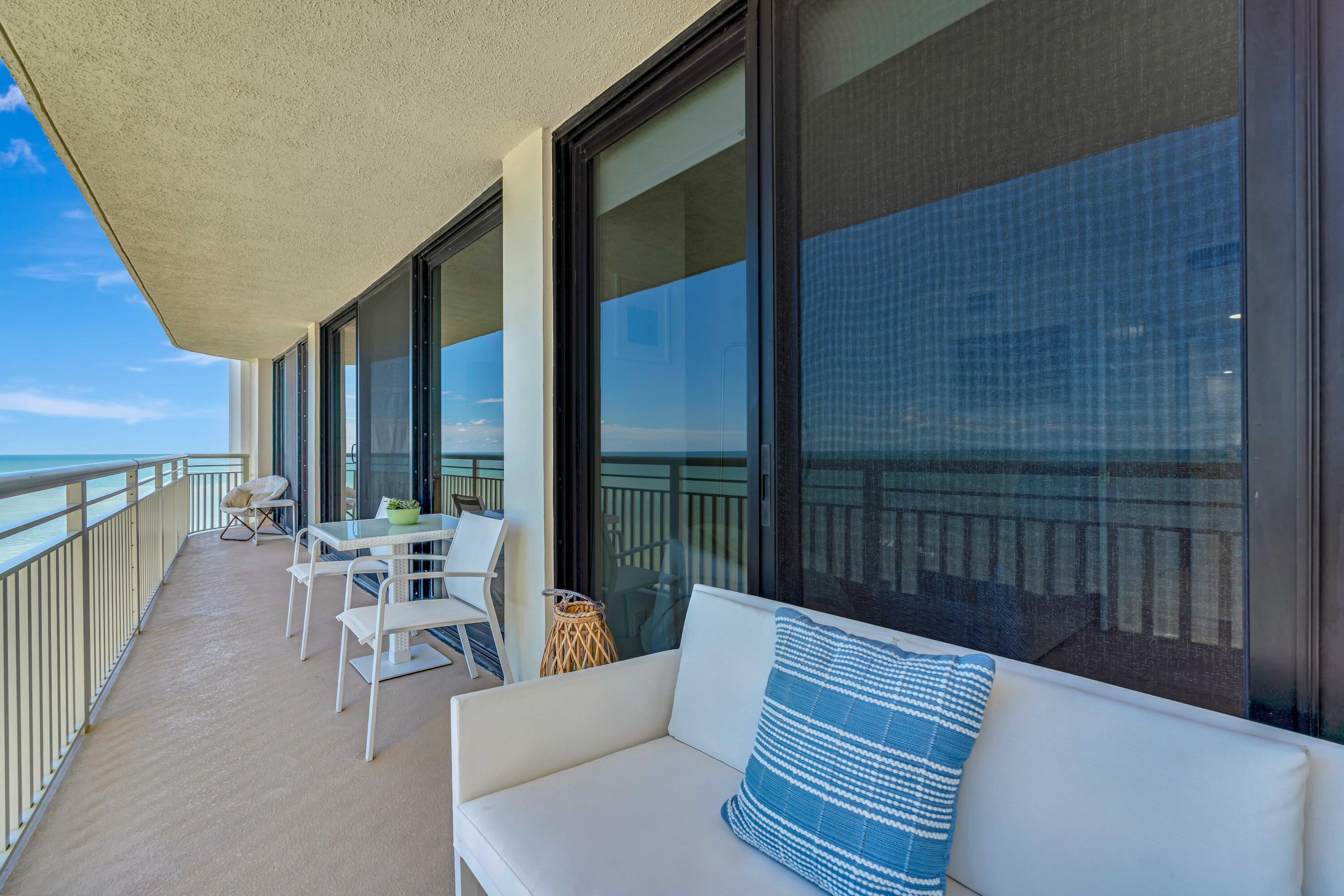 TIARA CONDO - Residential