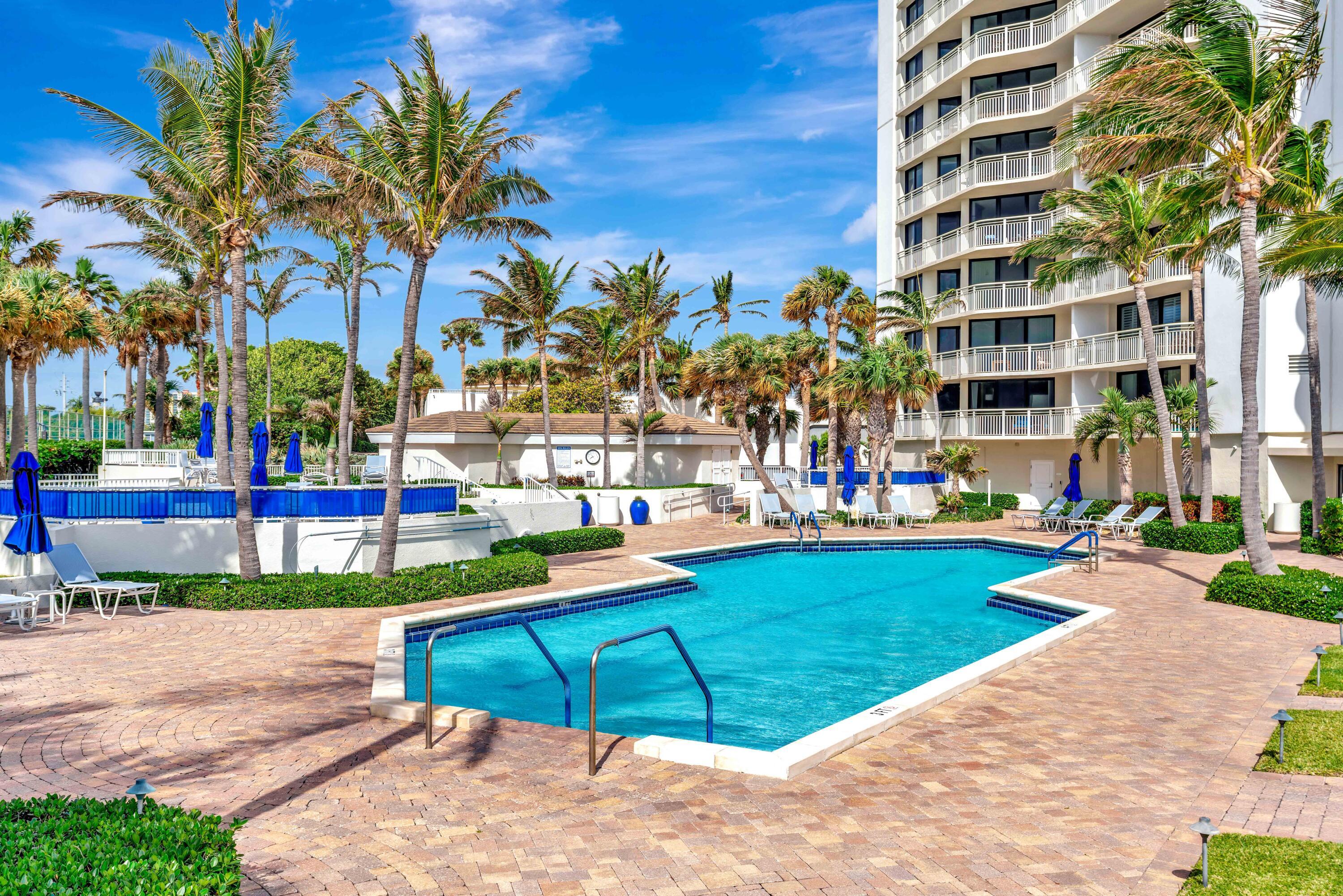 TIARA CONDO - Residential
