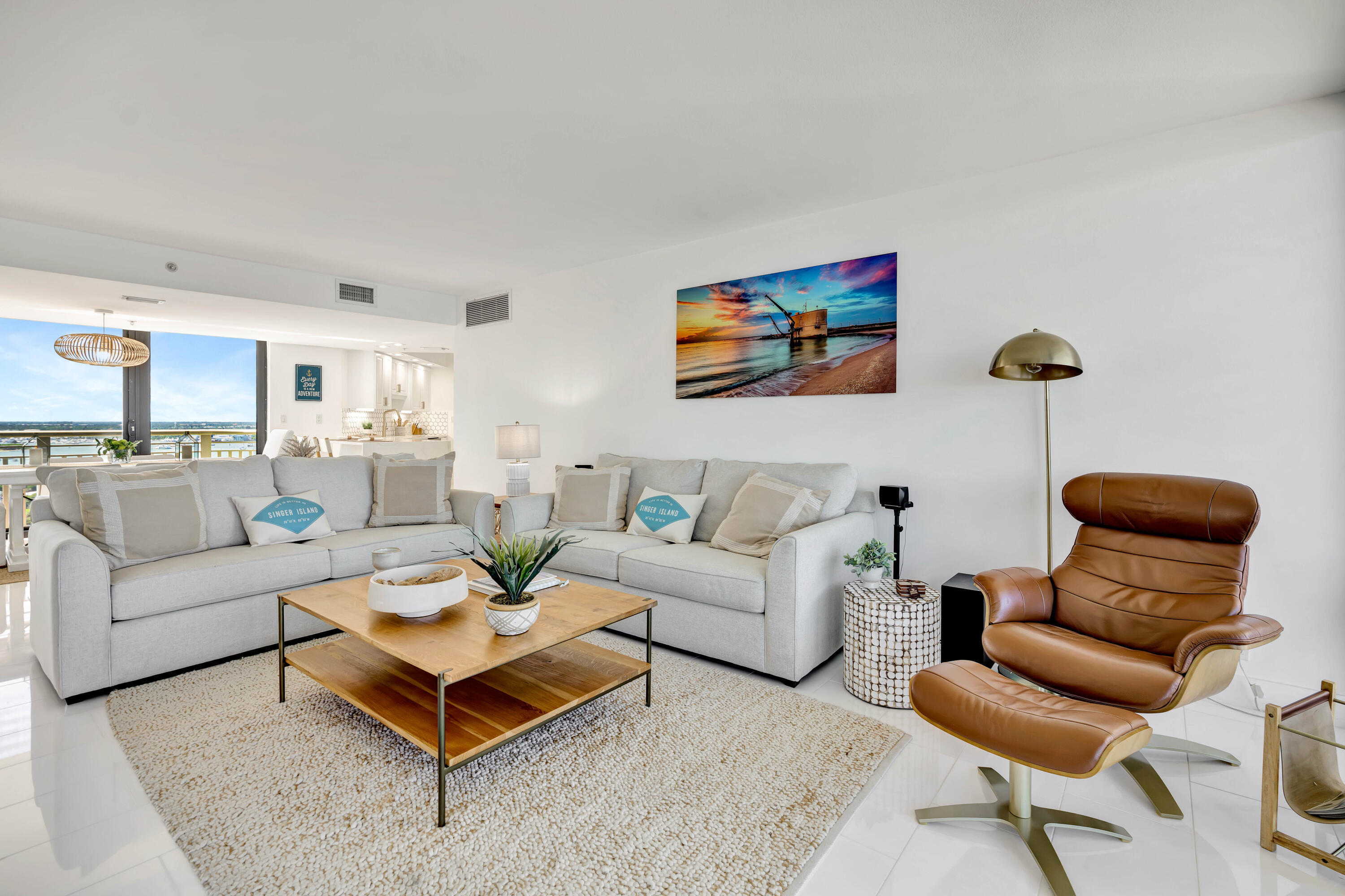 TIARA CONDO - Residential