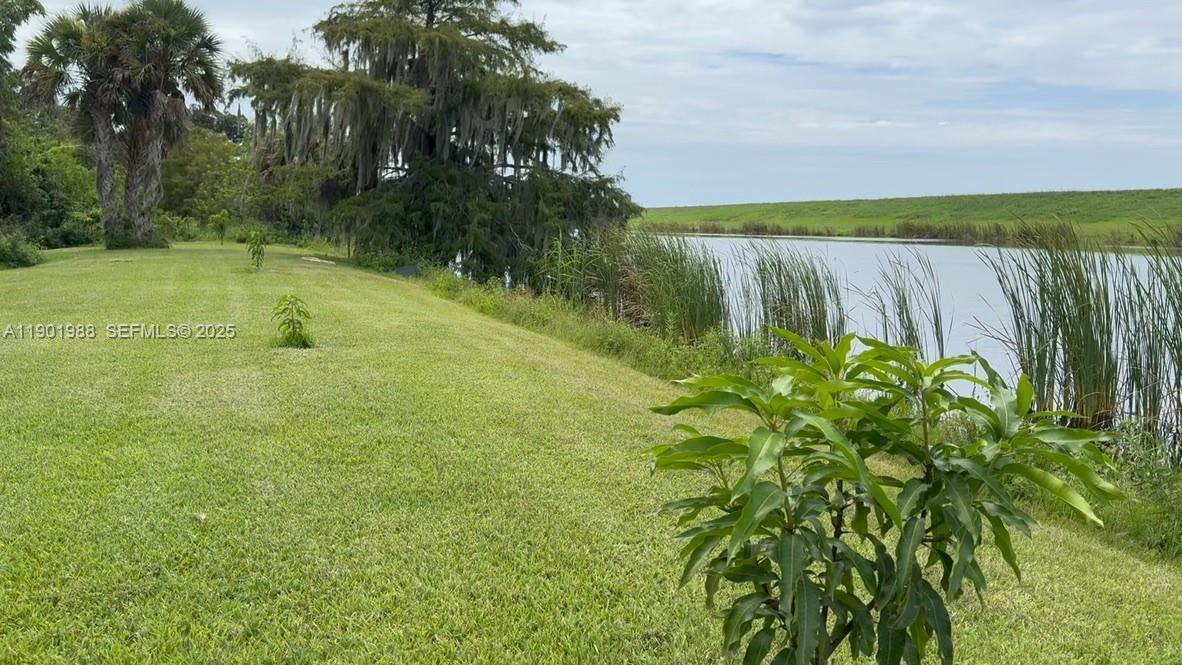 THE WATERWAY - Land